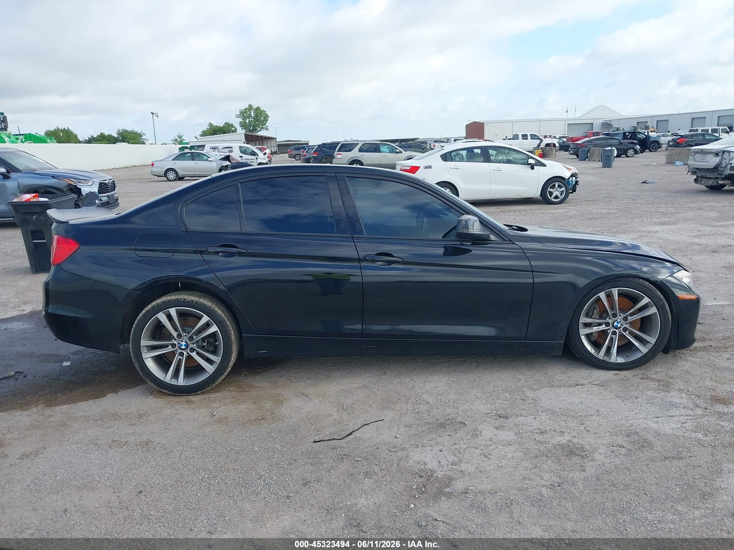 2013 Bmw 335i   Black vin: WBA3A9C50DF475993