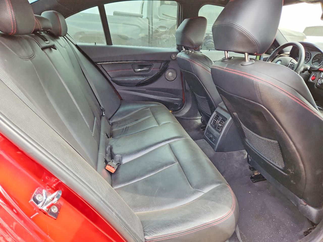 2012 Bmw 335 I Красный vin: WBA3A9C51CF270245