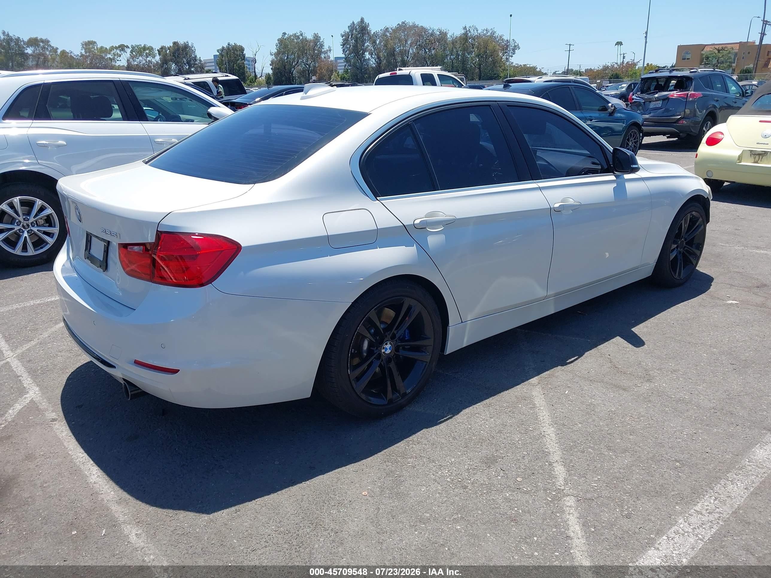 2015 Bmw 335i   Белый vin: WBA3A9C52FKW74909