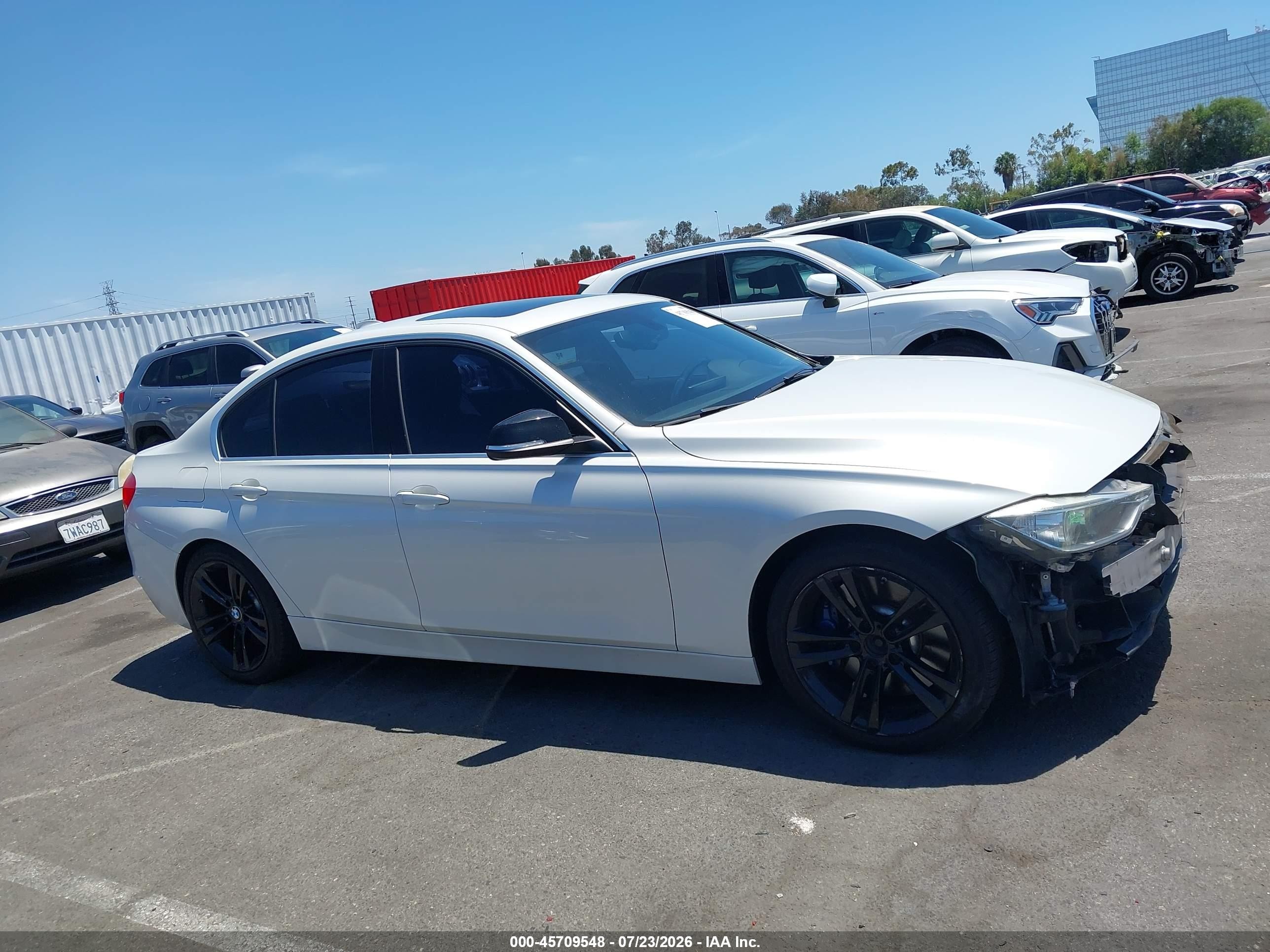 2015 Bmw 335i   Белый vin: WBA3A9C52FKW74909