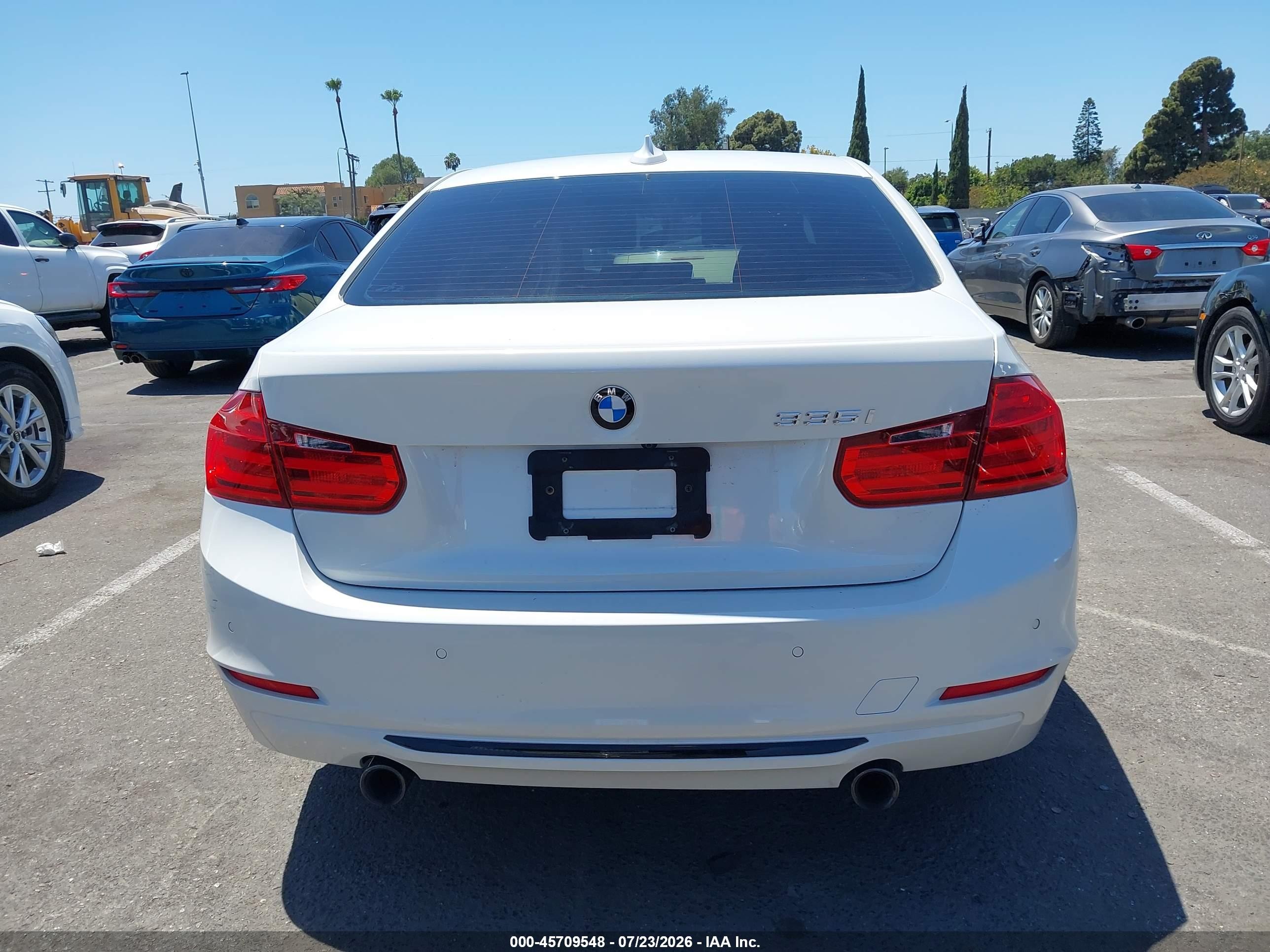 2015 Bmw 335i   Белый vin: WBA3A9C52FKW74909
