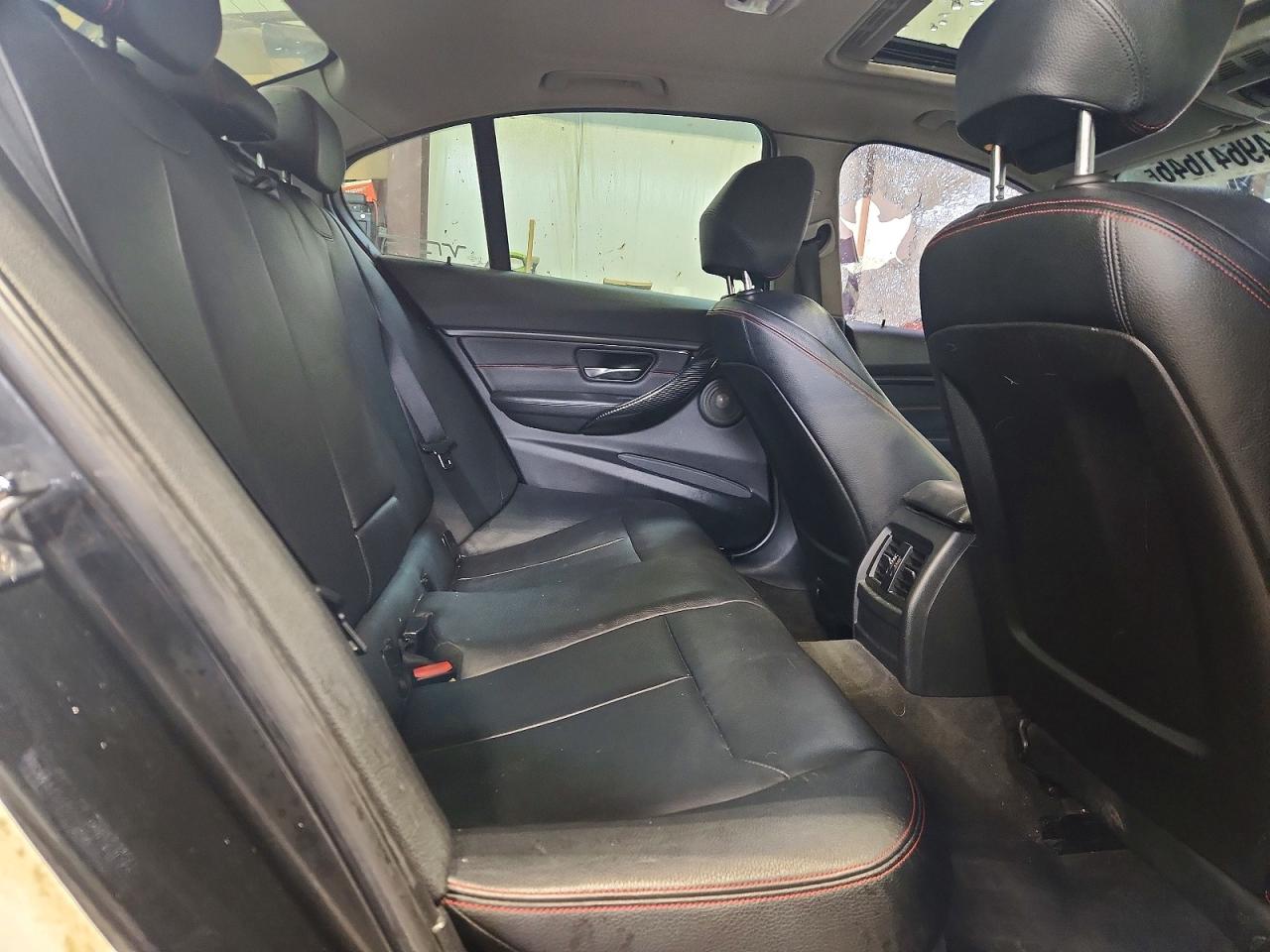 2012 Bmw 335 I Белый vin: WBA3A9C56CFX59823