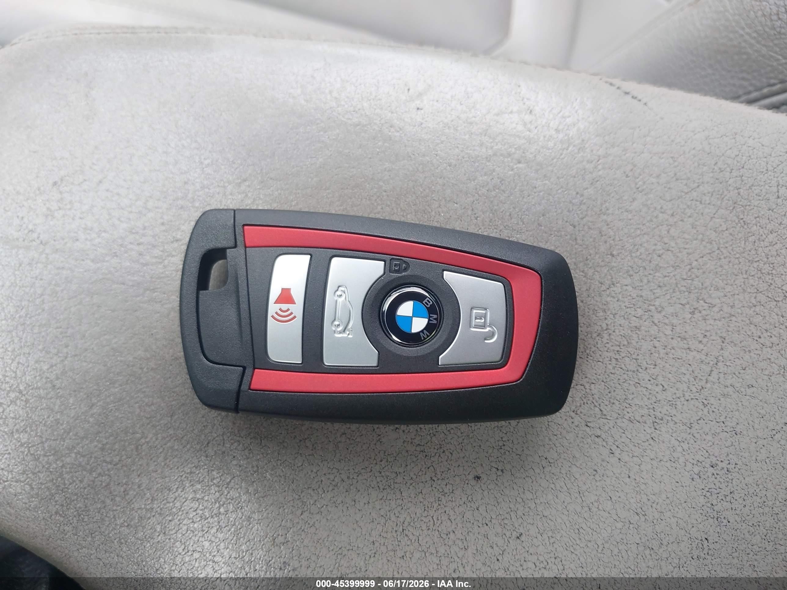 2013 Bmw 335i   White vin: WBA3A9C58DF476017