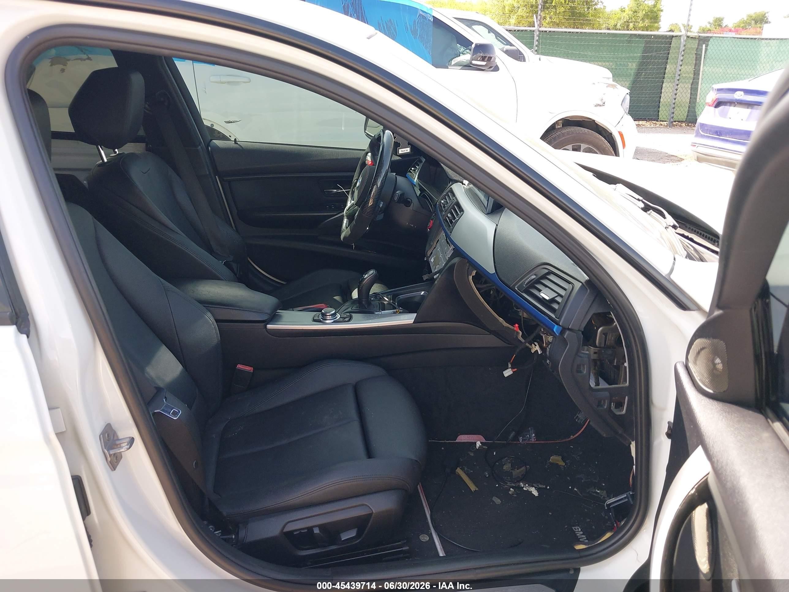 2013 Bmw 335i   White vin: WBA3A9C59DF475930