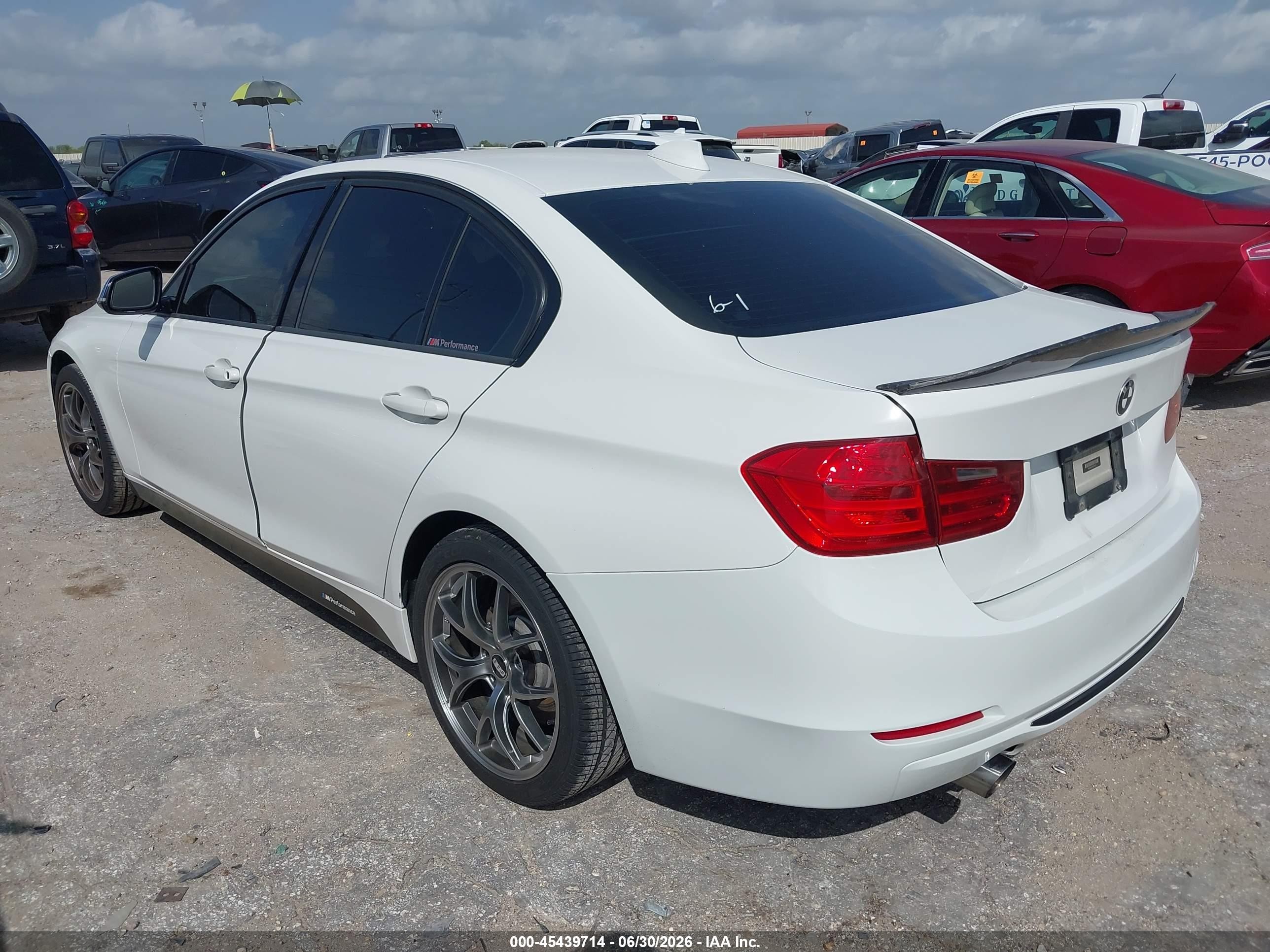 2013 Bmw 335i   White vin: WBA3A9C59DF475930