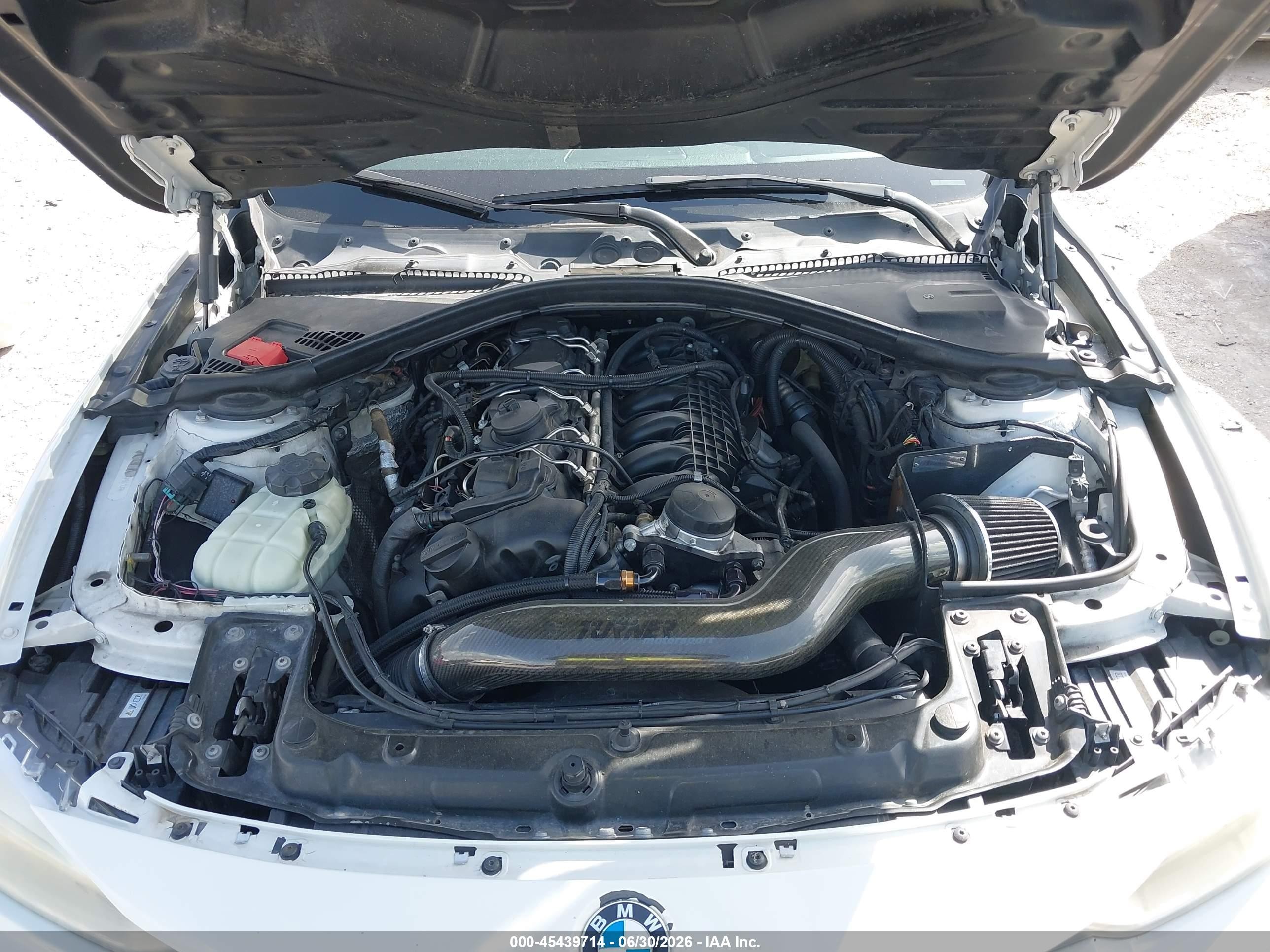 2013 Bmw 335i   White vin: WBA3A9C59DF475930