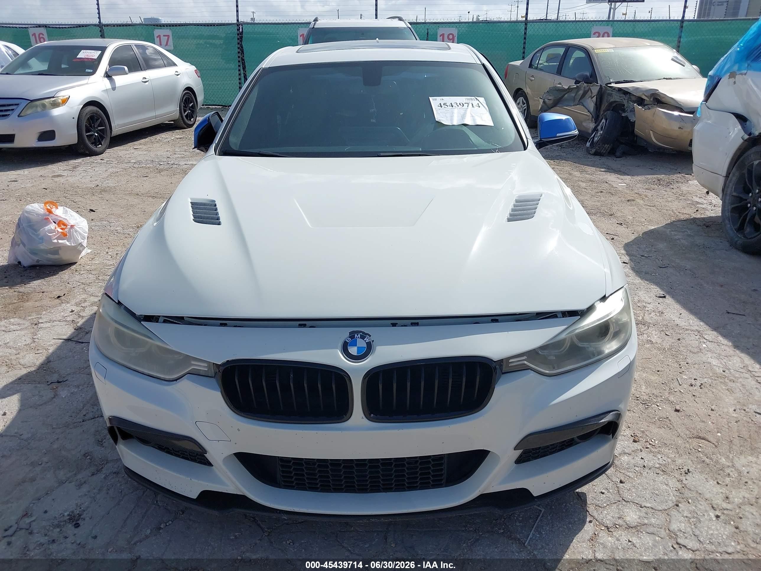 2013 Bmw 335i   White vin: WBA3A9C59DF475930