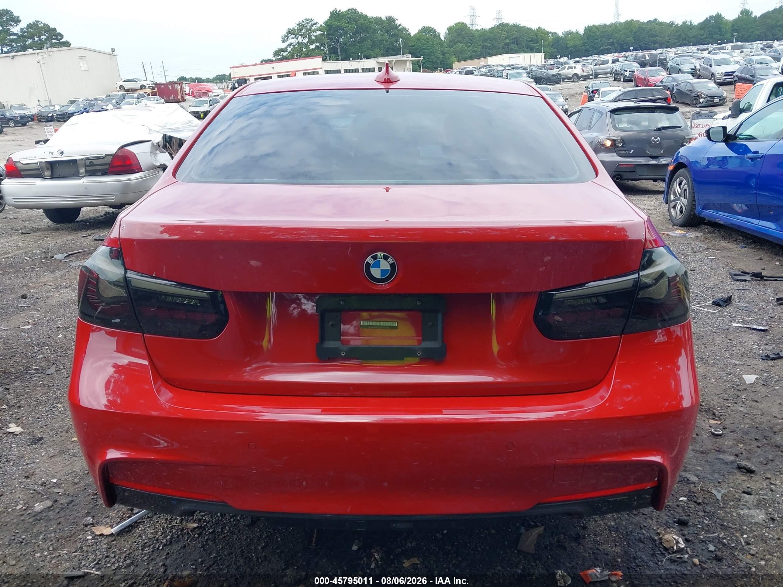 2015 Bmw 335i Red vin: WBA3A9G51FNS66586