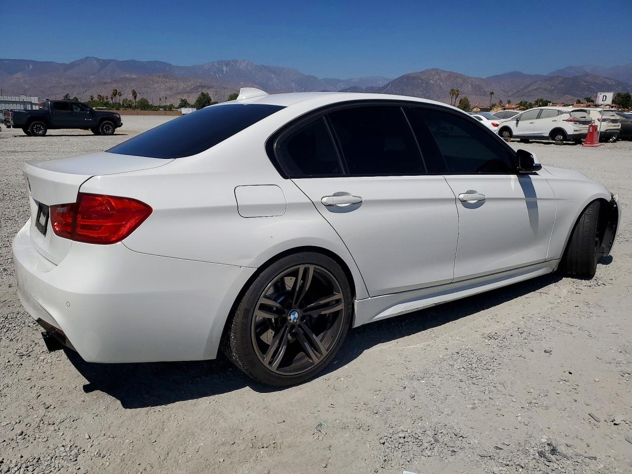 2014 Bmw 335 I White vin: WBA3A9G54ENS64880