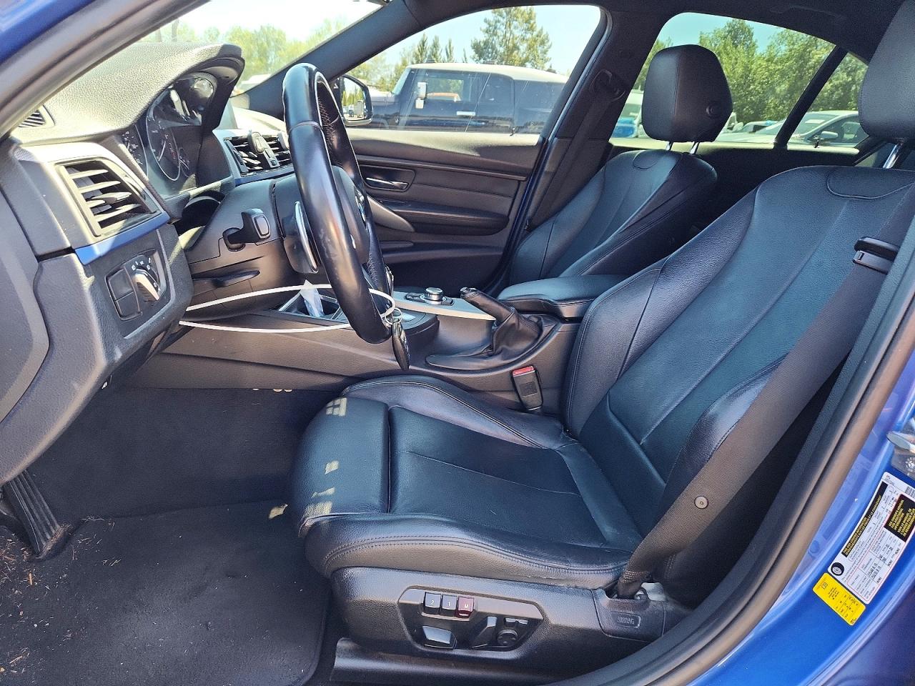2013 Bmw 335 I Blue vin: WBA3A9G55DNP37300