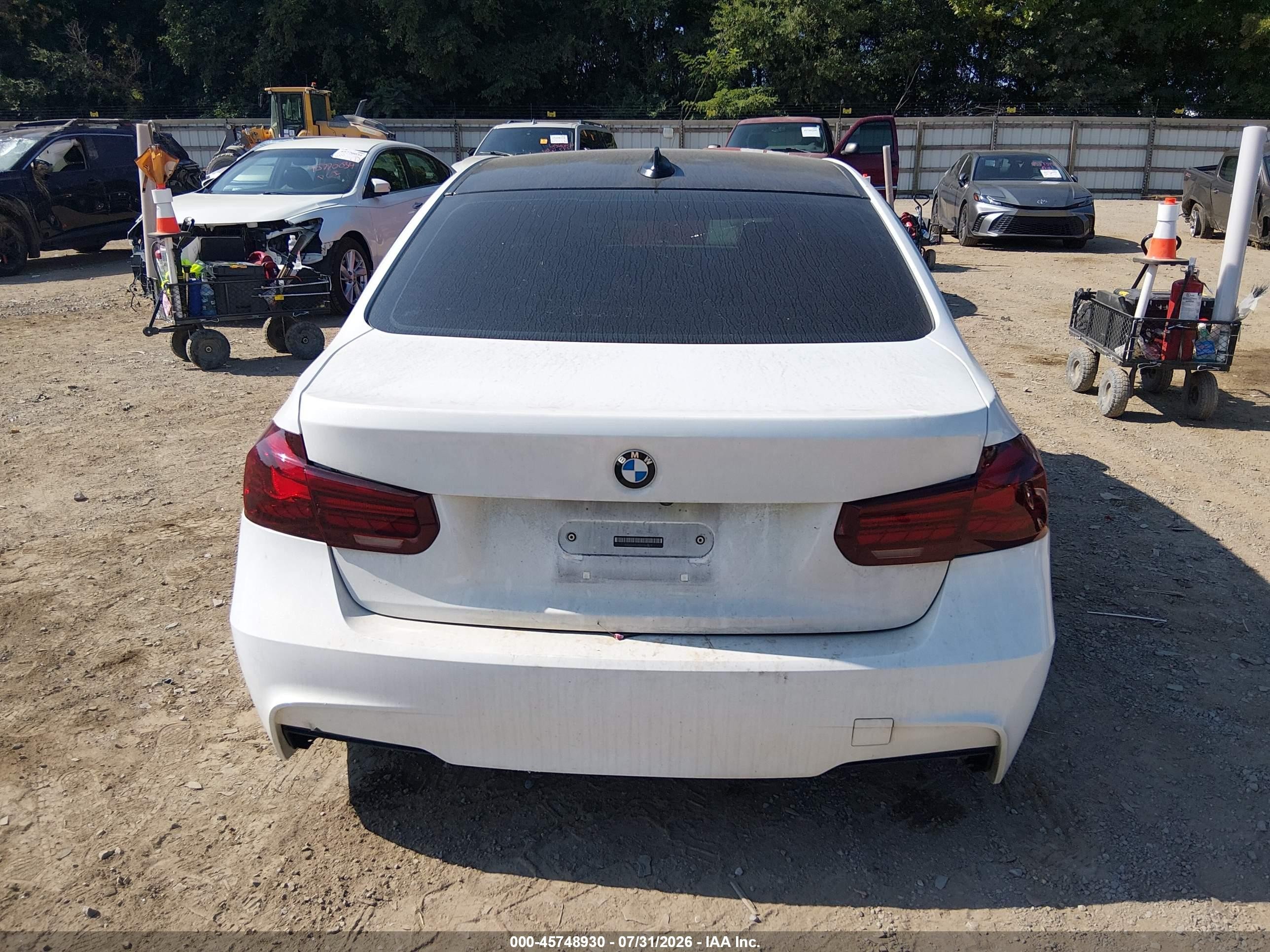 2014 Bmw 335i   White vin: WBA3A9G55ENS65018