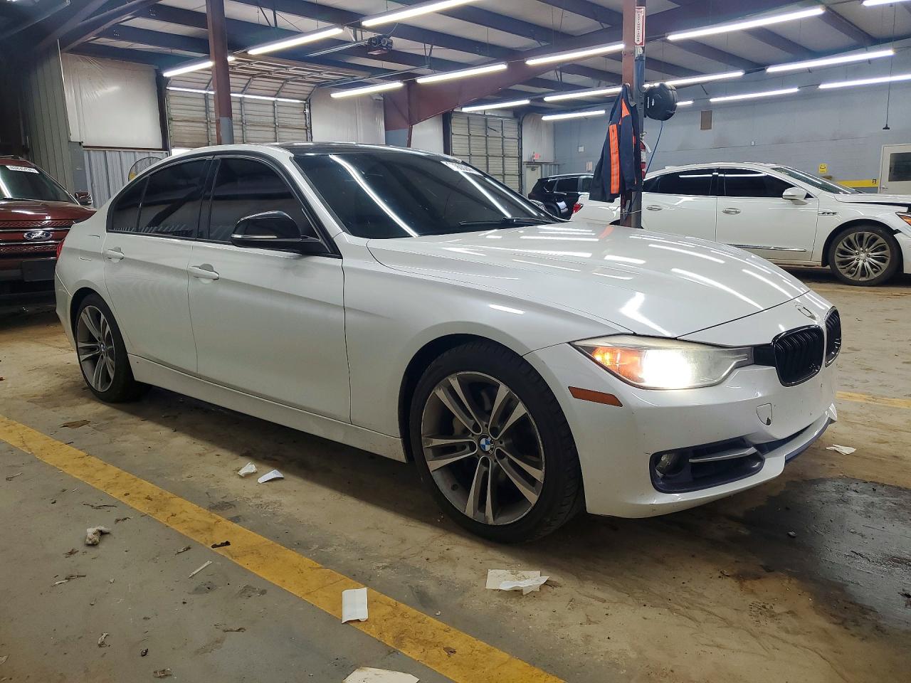 2013 Bmw 335 I White vin: WBA3A9G57DNP36987