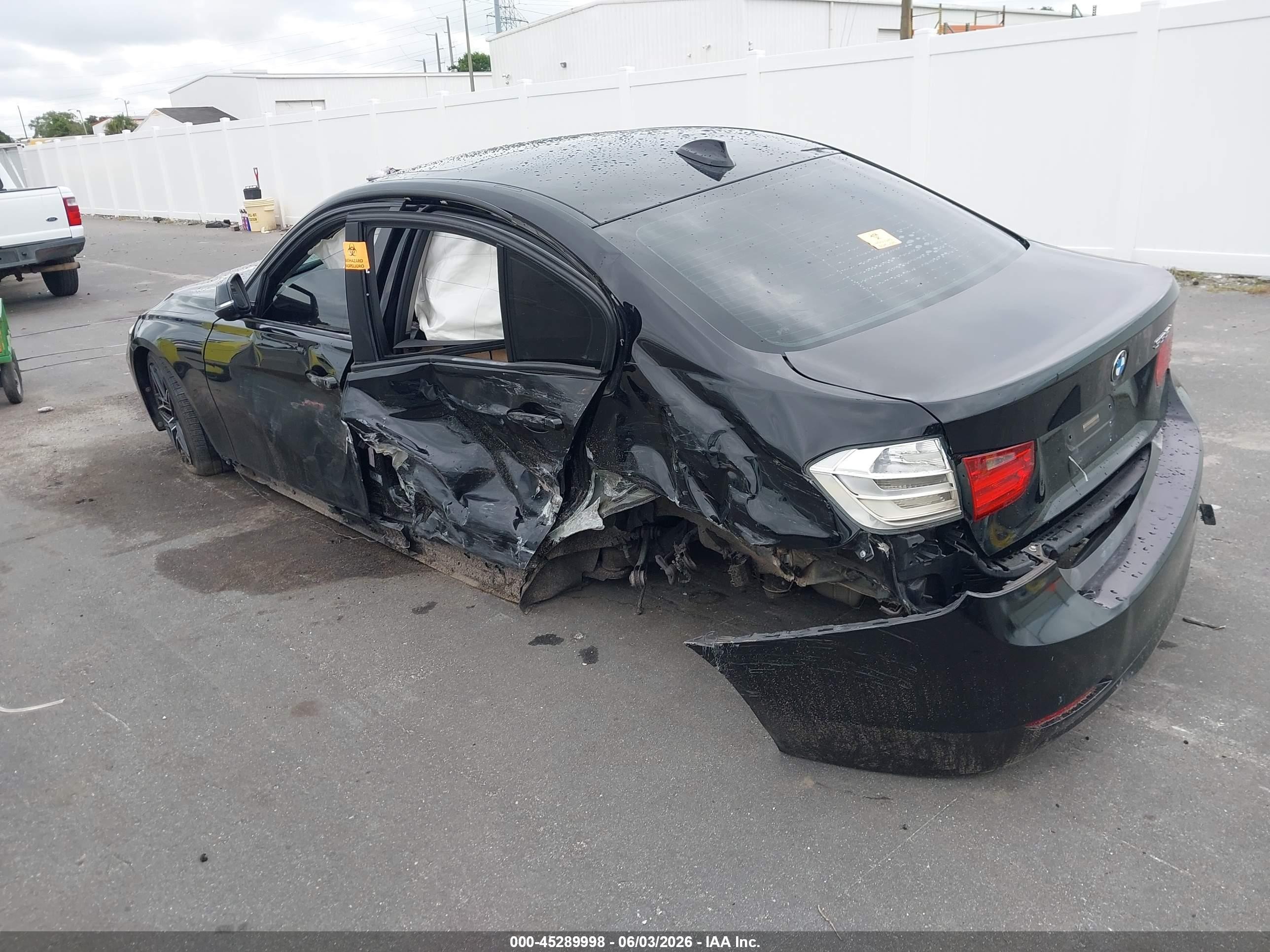 2013 Bmw 335i   Black vin: WBA3A9G57DNP37704