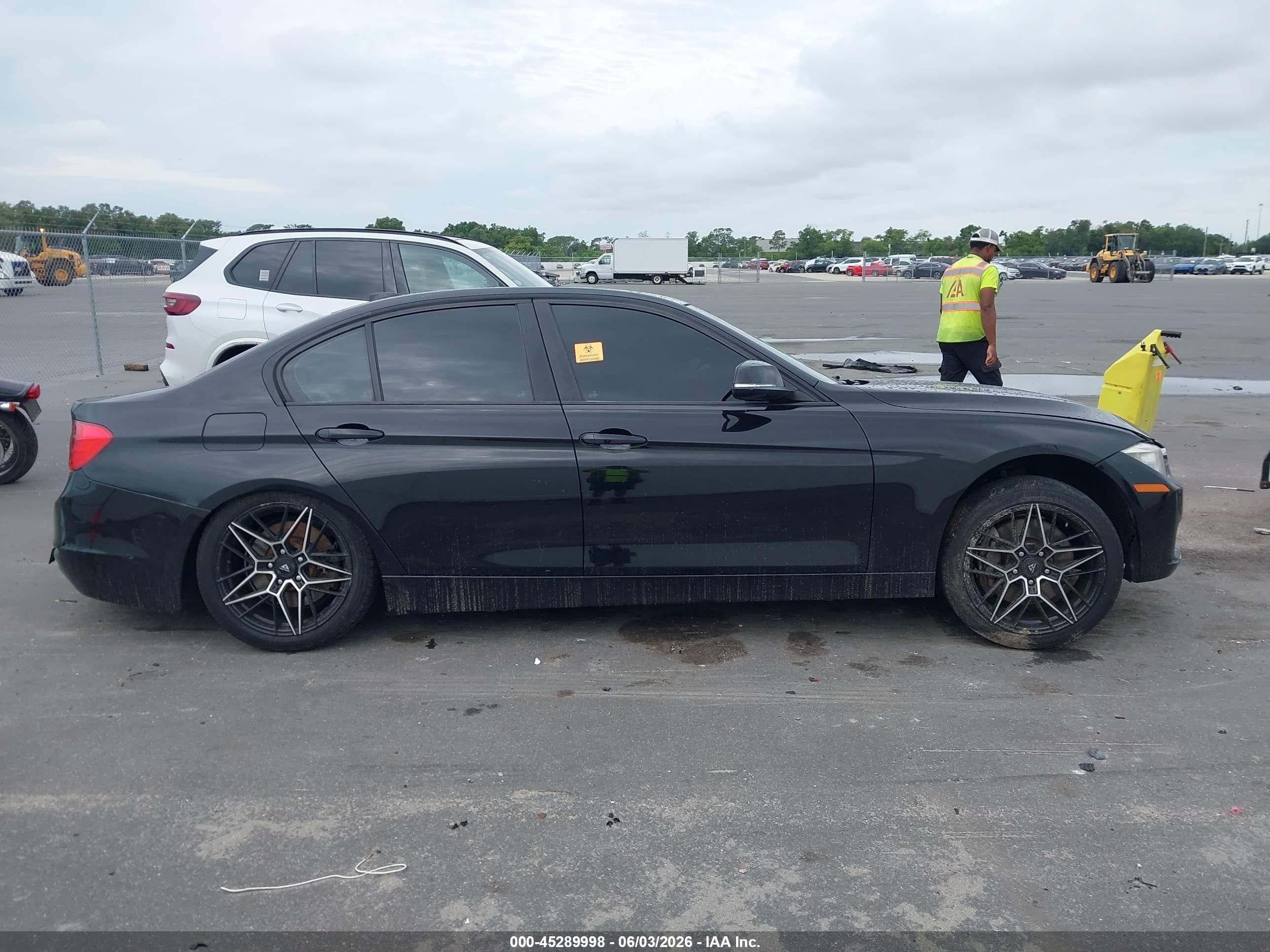 2013 Bmw 335i   Black vin: WBA3A9G57DNP37704