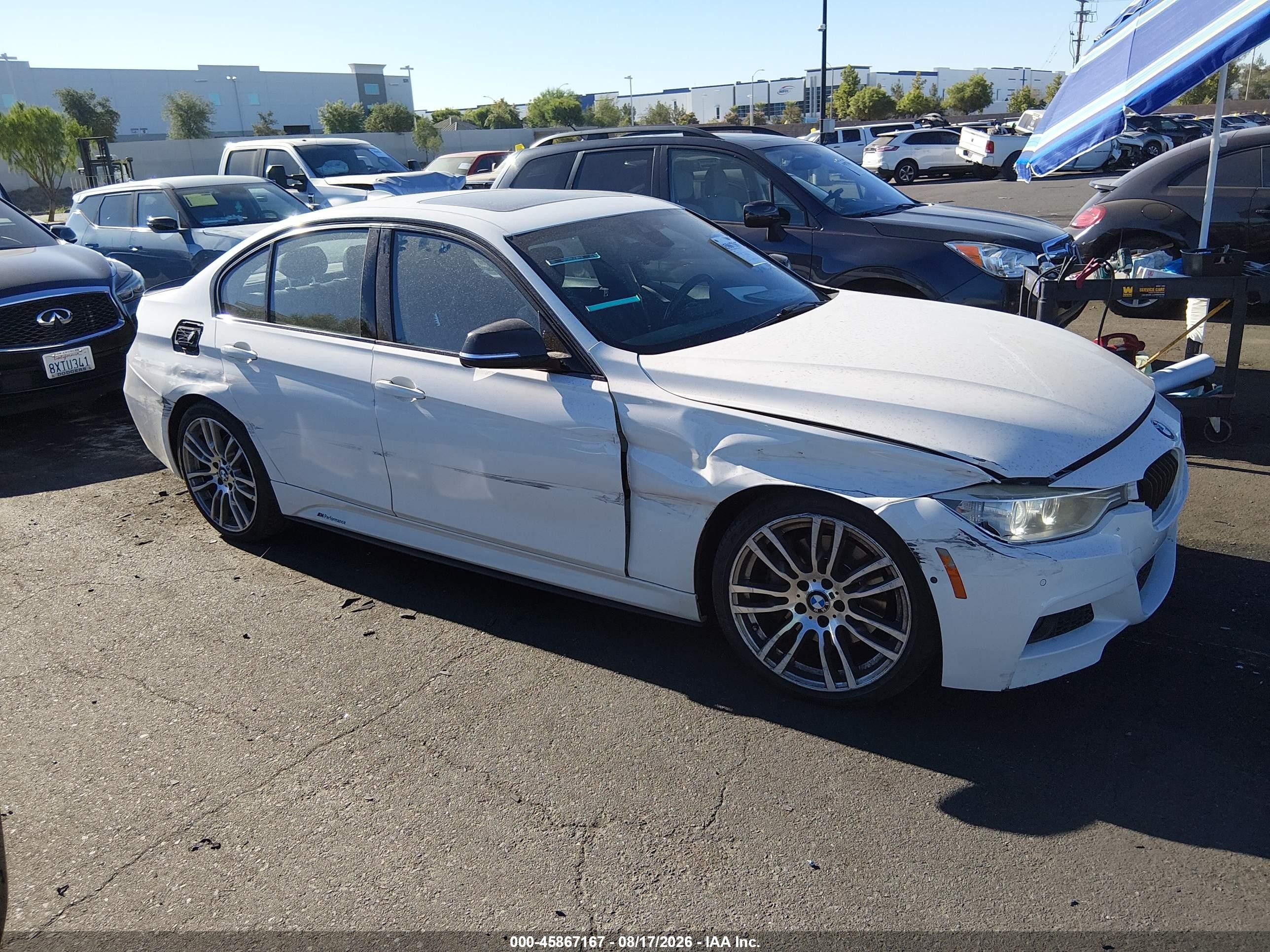 2015 Bmw 335i   White vin: WBA3A9G58FNT09420