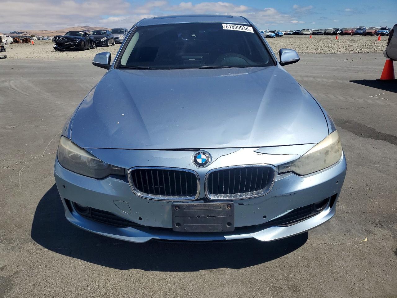 2013 Bmw 320 I Blue vin: WBA3B1C50DK128816