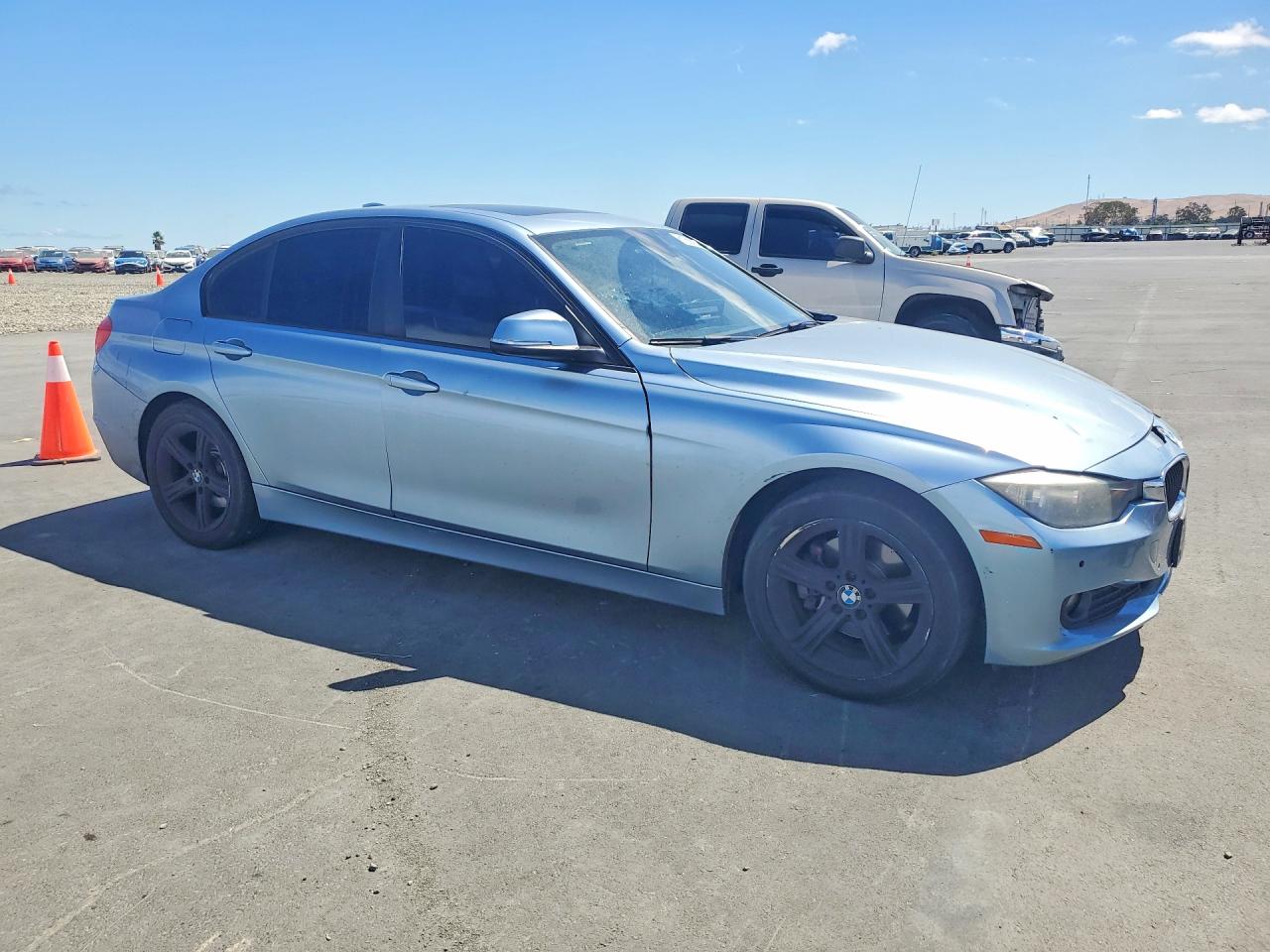 2013 Bmw 320 I Blue vin: WBA3B1C50DK128816