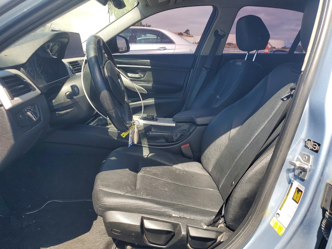2013 Bmw 320 I Blue vin: WBA3B1C50DK128816