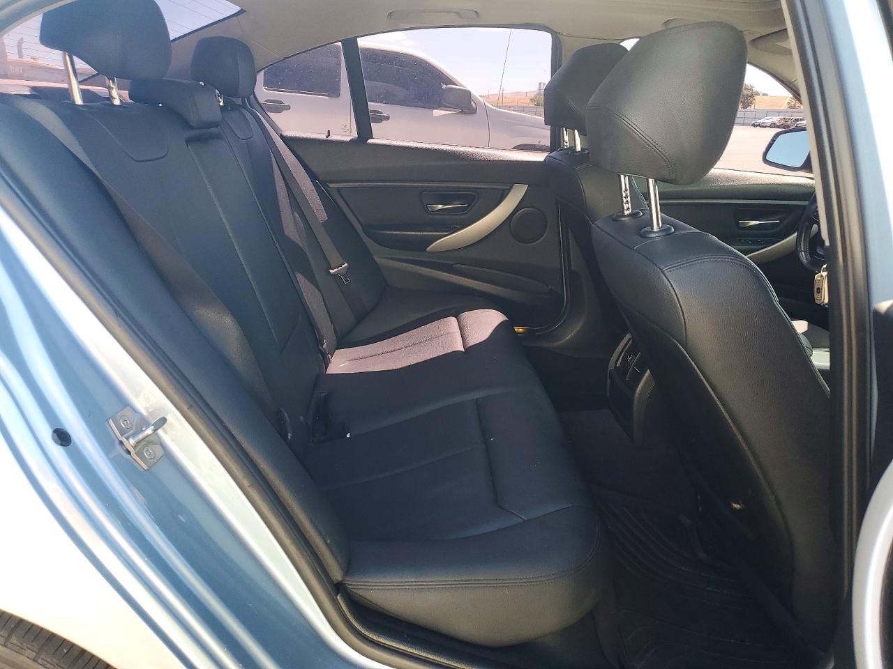 2013 Bmw 320 I Blue vin: WBA3B1C50DK128816