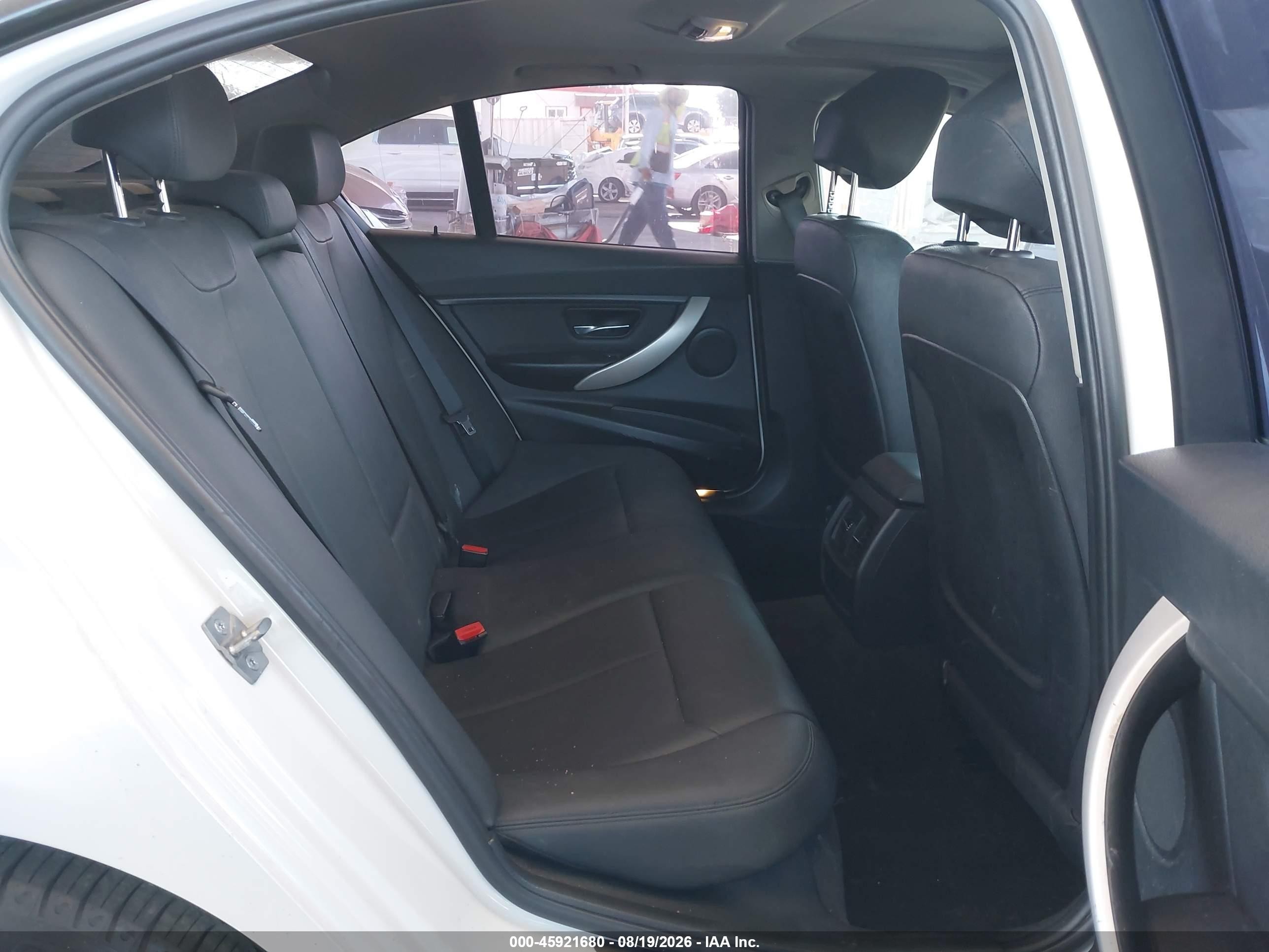 2014 Bmw 320i   White vin: WBA3B1C50EK133502