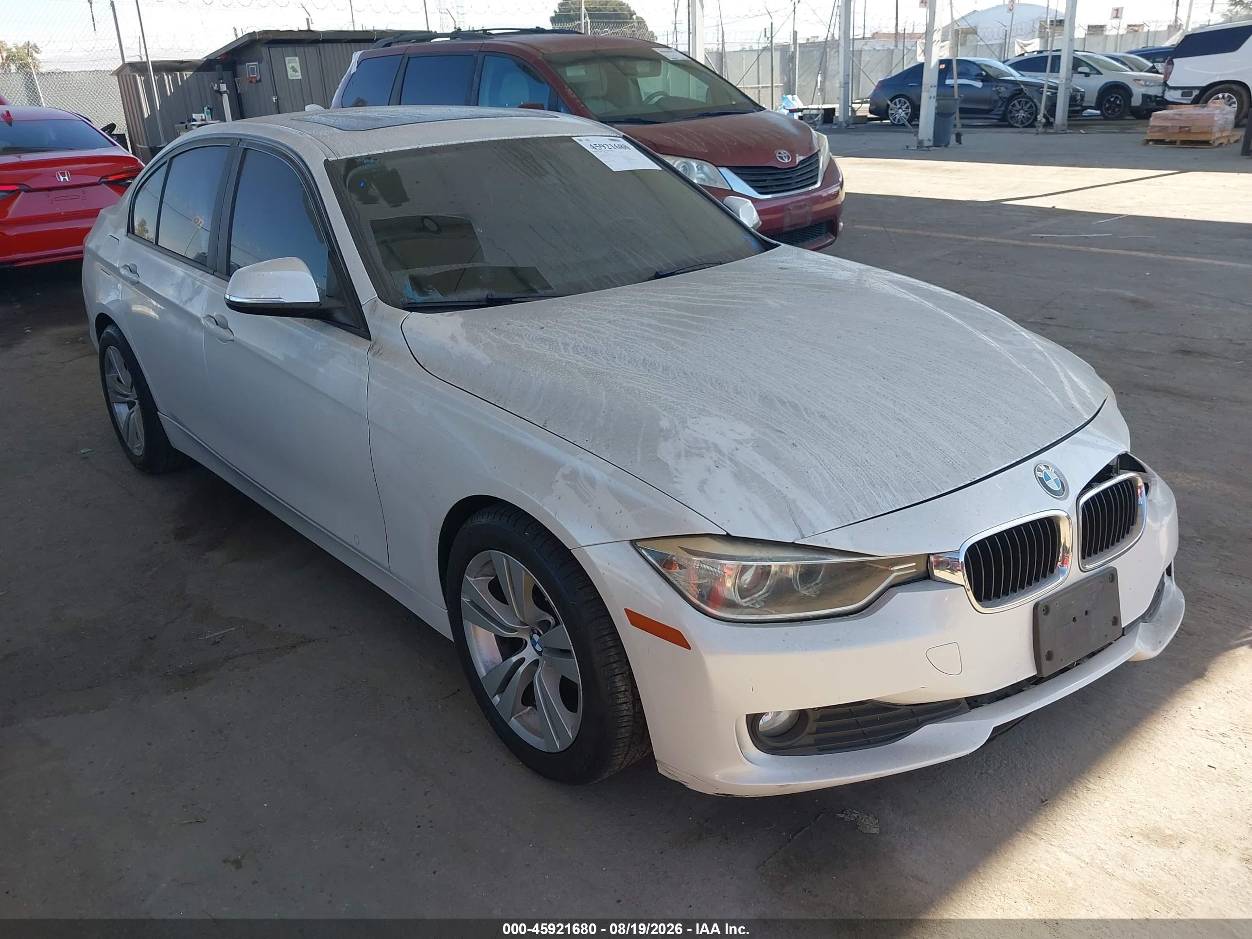 2014 Bmw 320i   White vin: WBA3B1C50EK133502