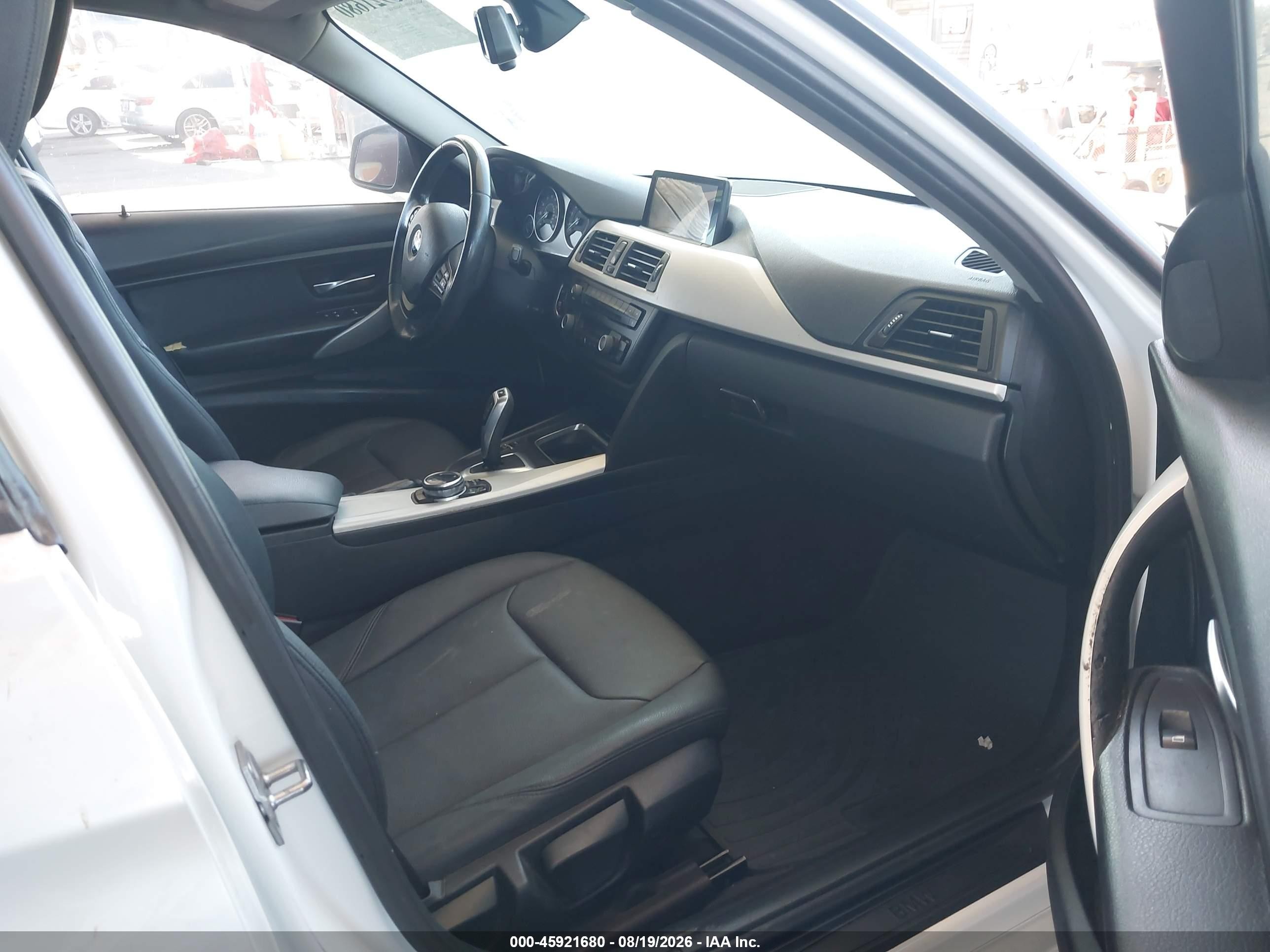 2014 Bmw 320i   White vin: WBA3B1C50EK133502