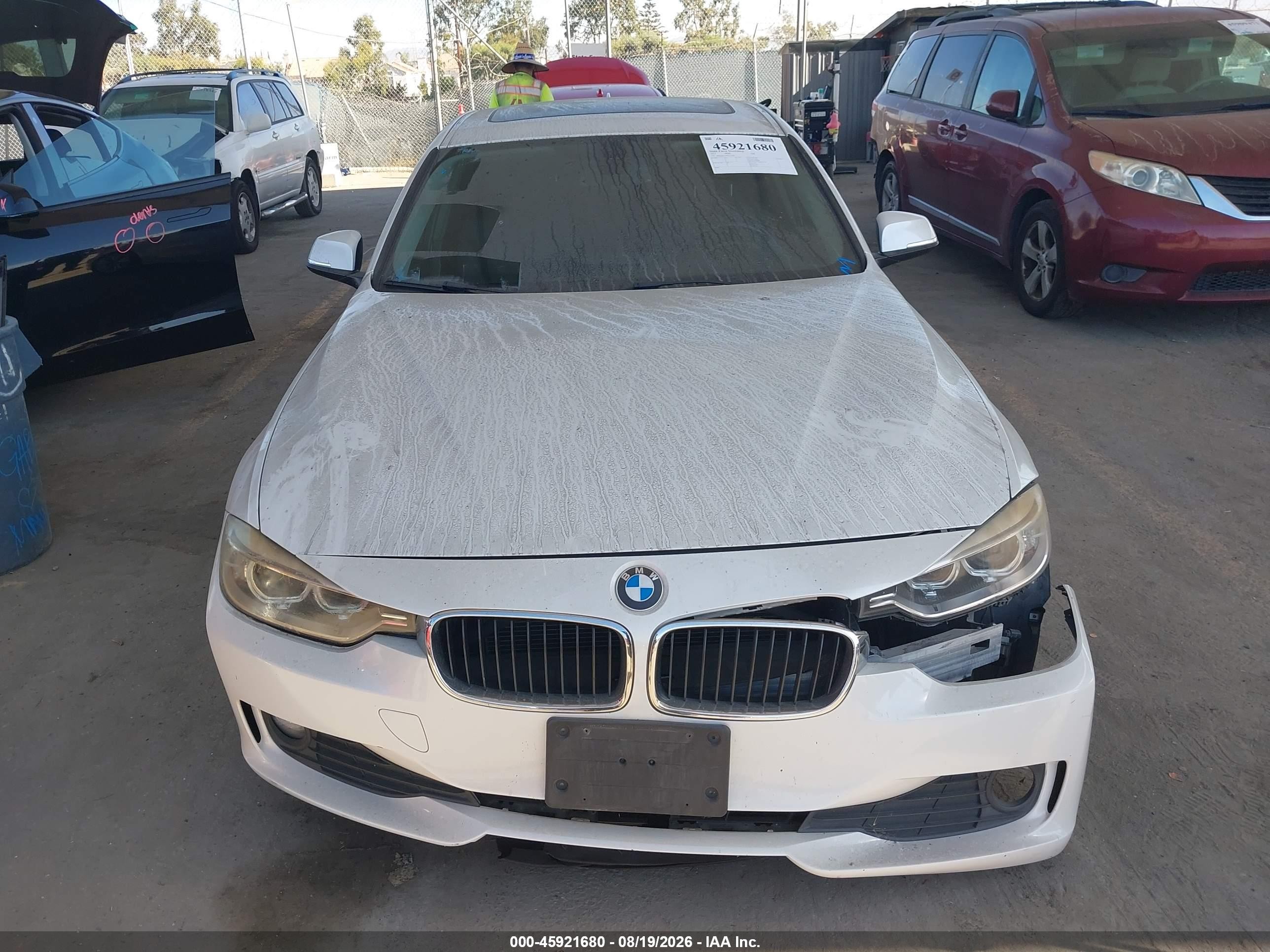 2014 Bmw 320i   White vin: WBA3B1C50EK133502