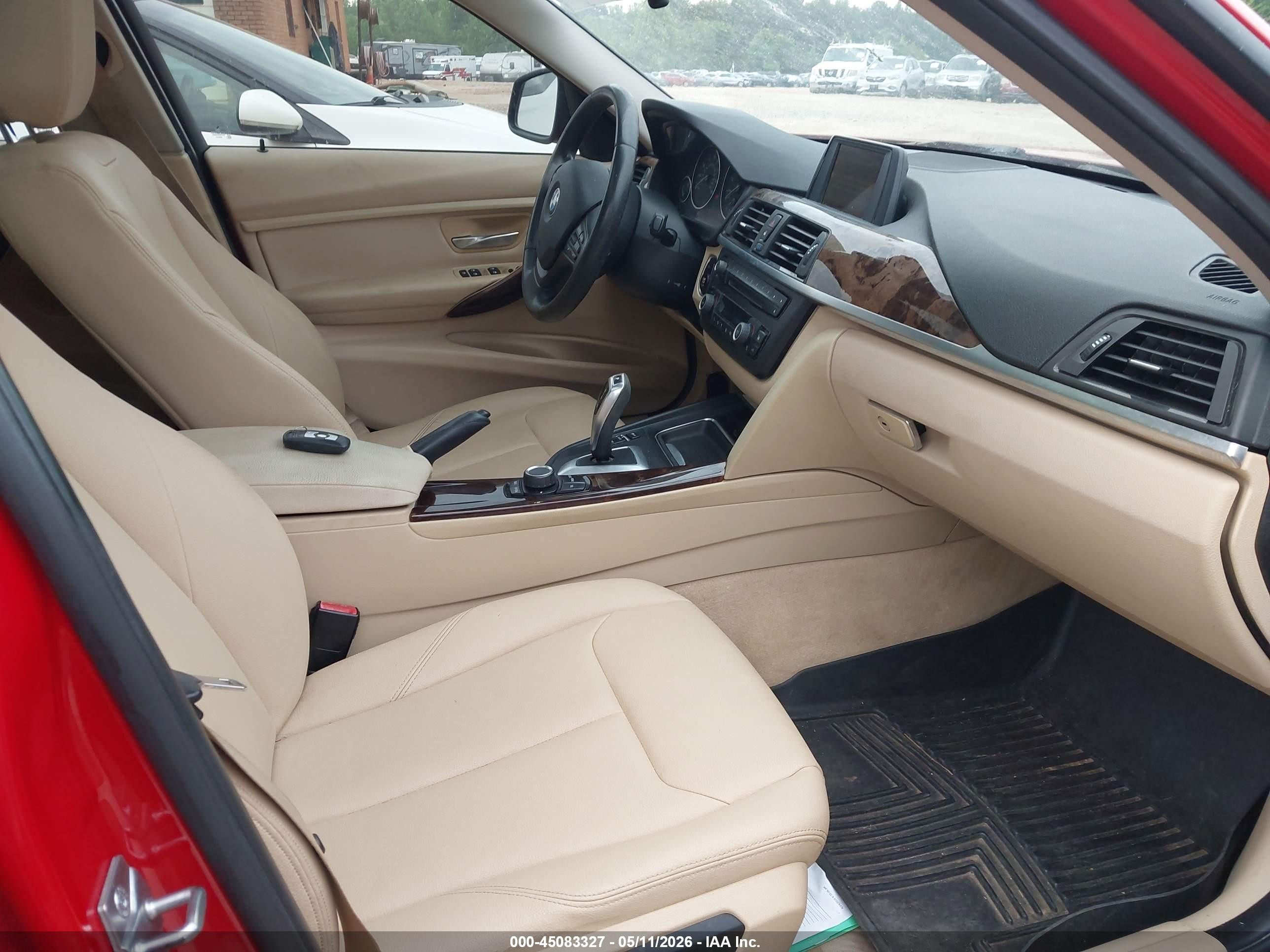 2013 Bmw 320i   Красный vin: WBA3B1C51DK128131