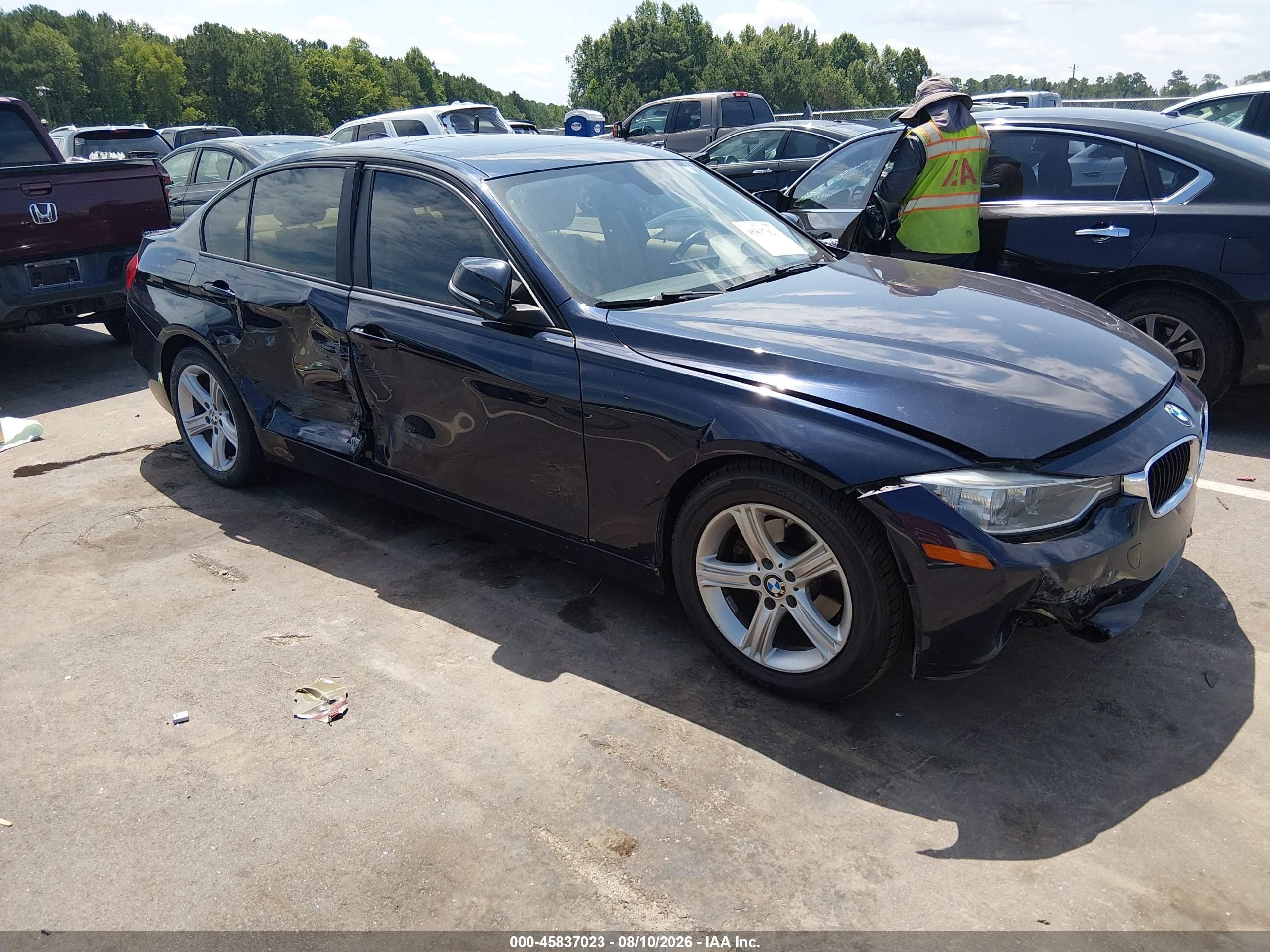 2014 Bmw 320i   Dark Blue vin: WBA3B1C51EK131256