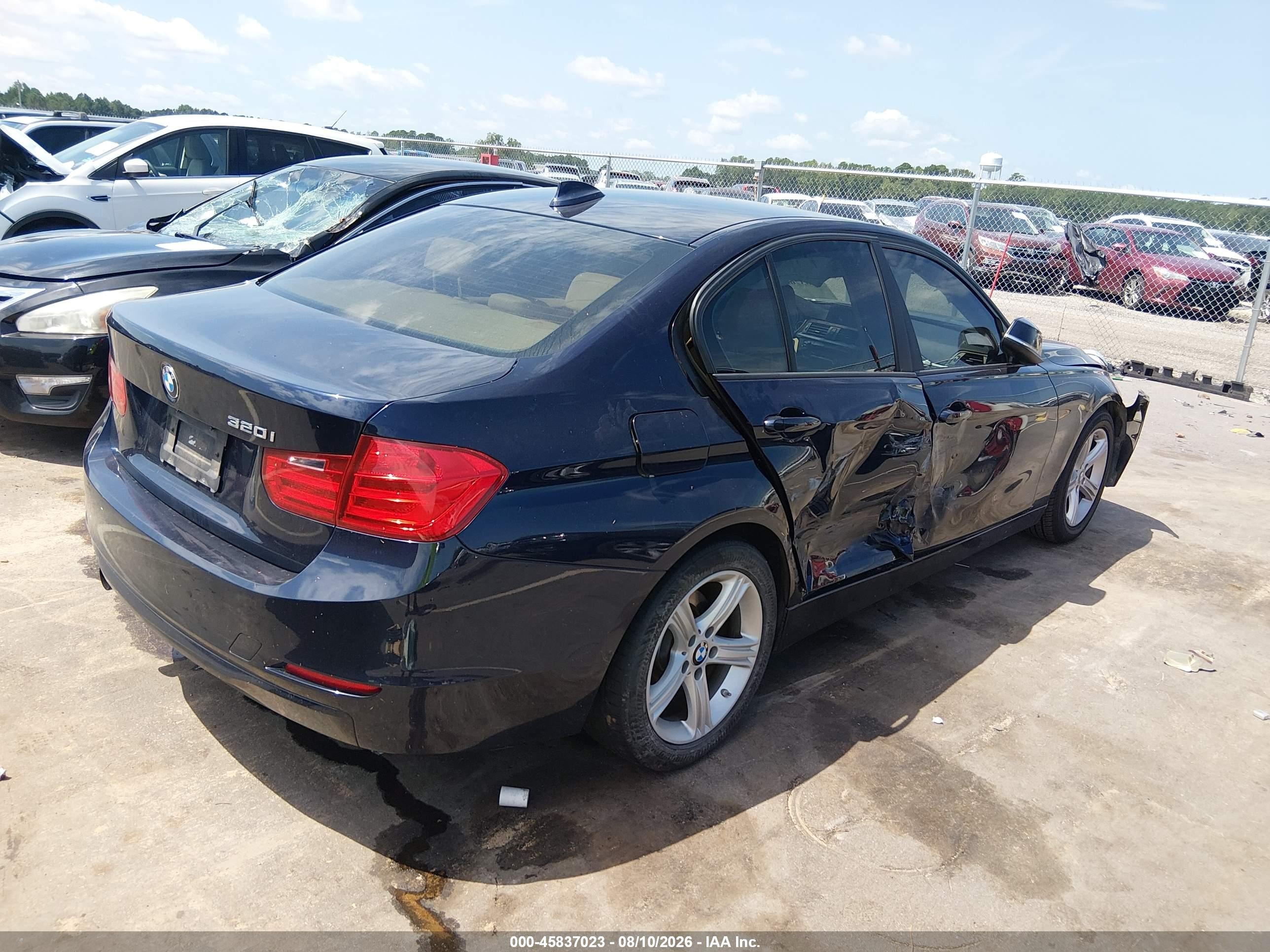 2014 Bmw 320i   Dark Blue vin: WBA3B1C51EK131256