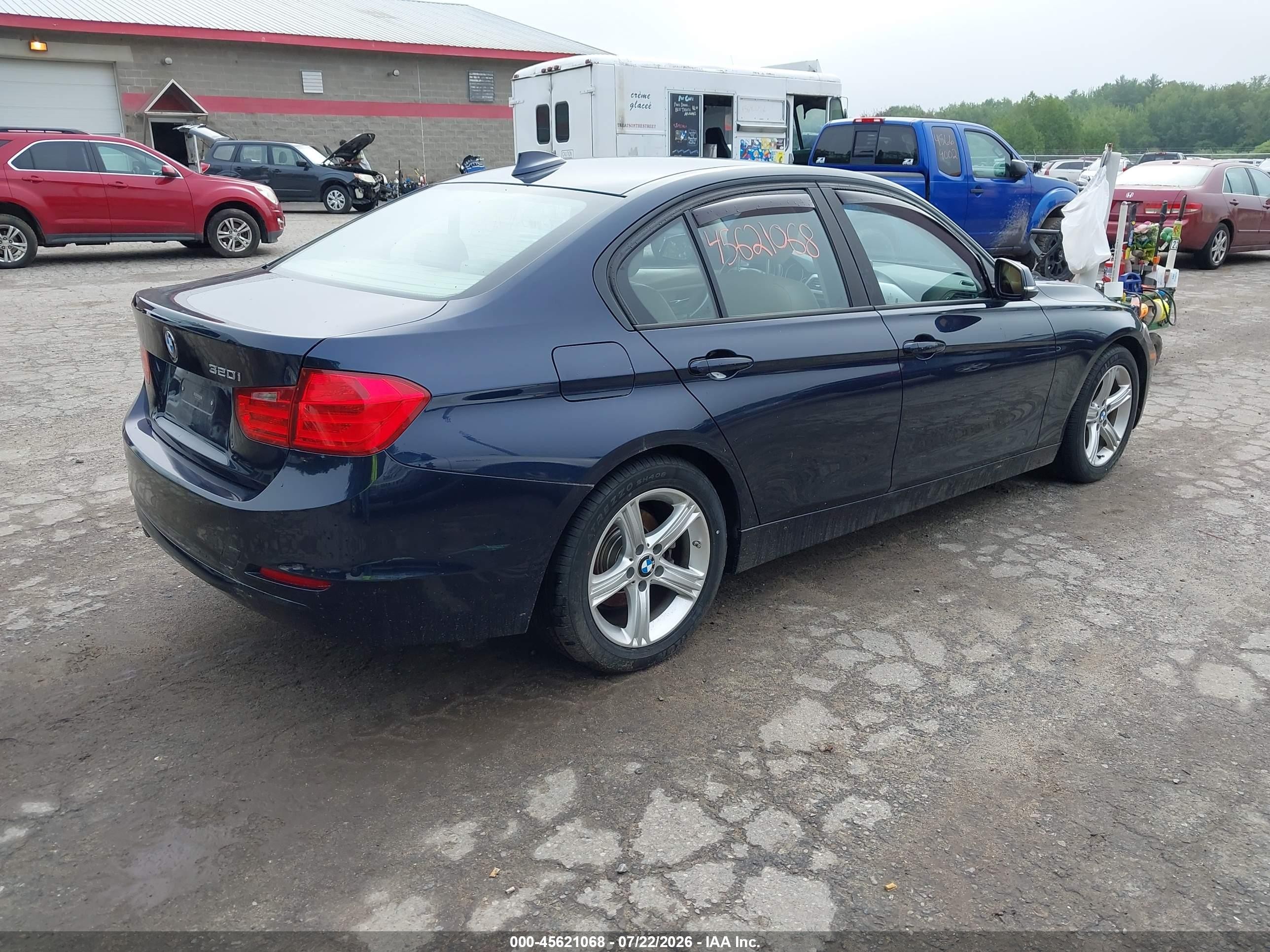 2014 Bmw 320i   Blue vin: WBA3B1C51EK133508