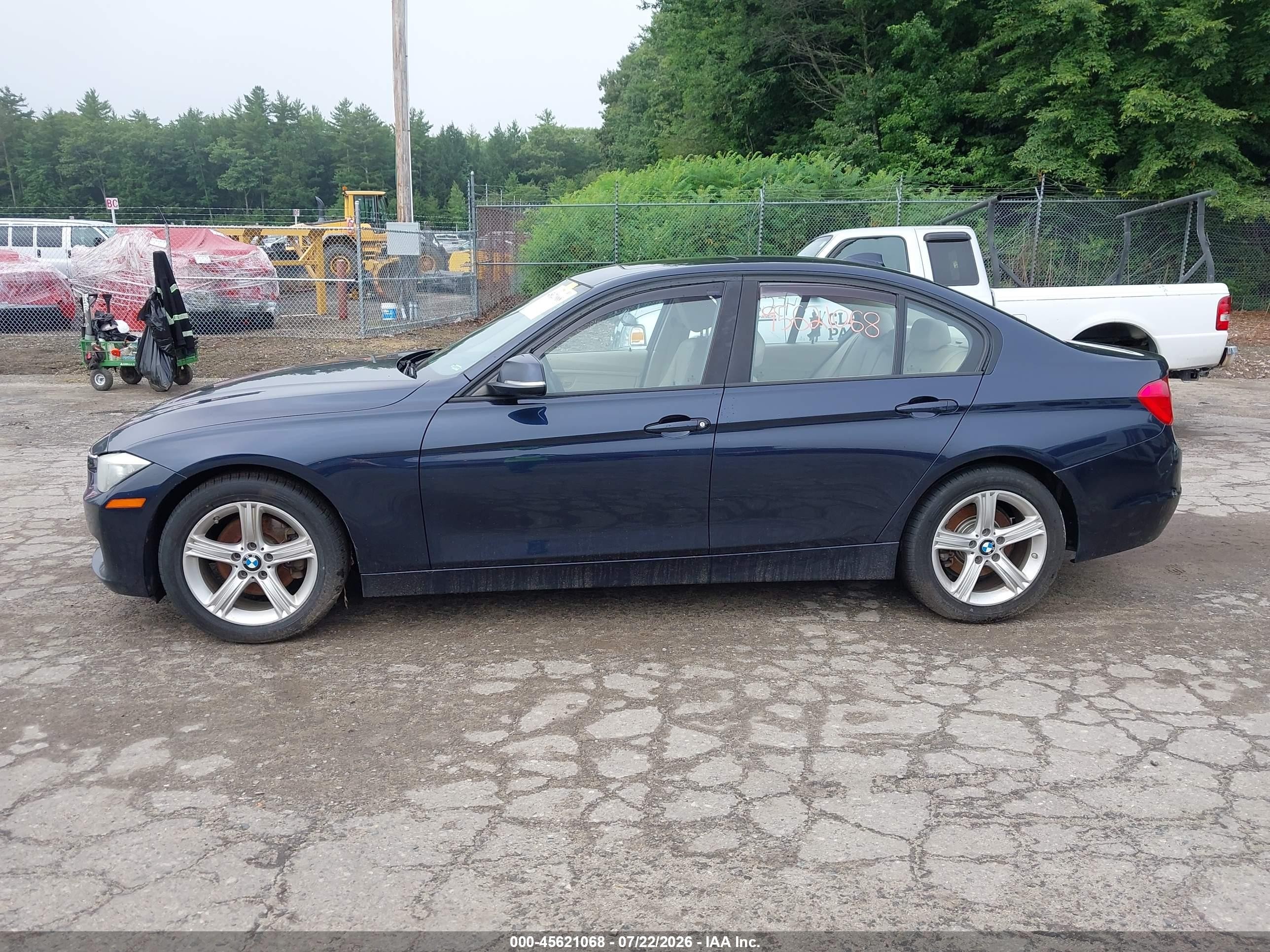 2014 Bmw 320i   Blue vin: WBA3B1C51EK133508