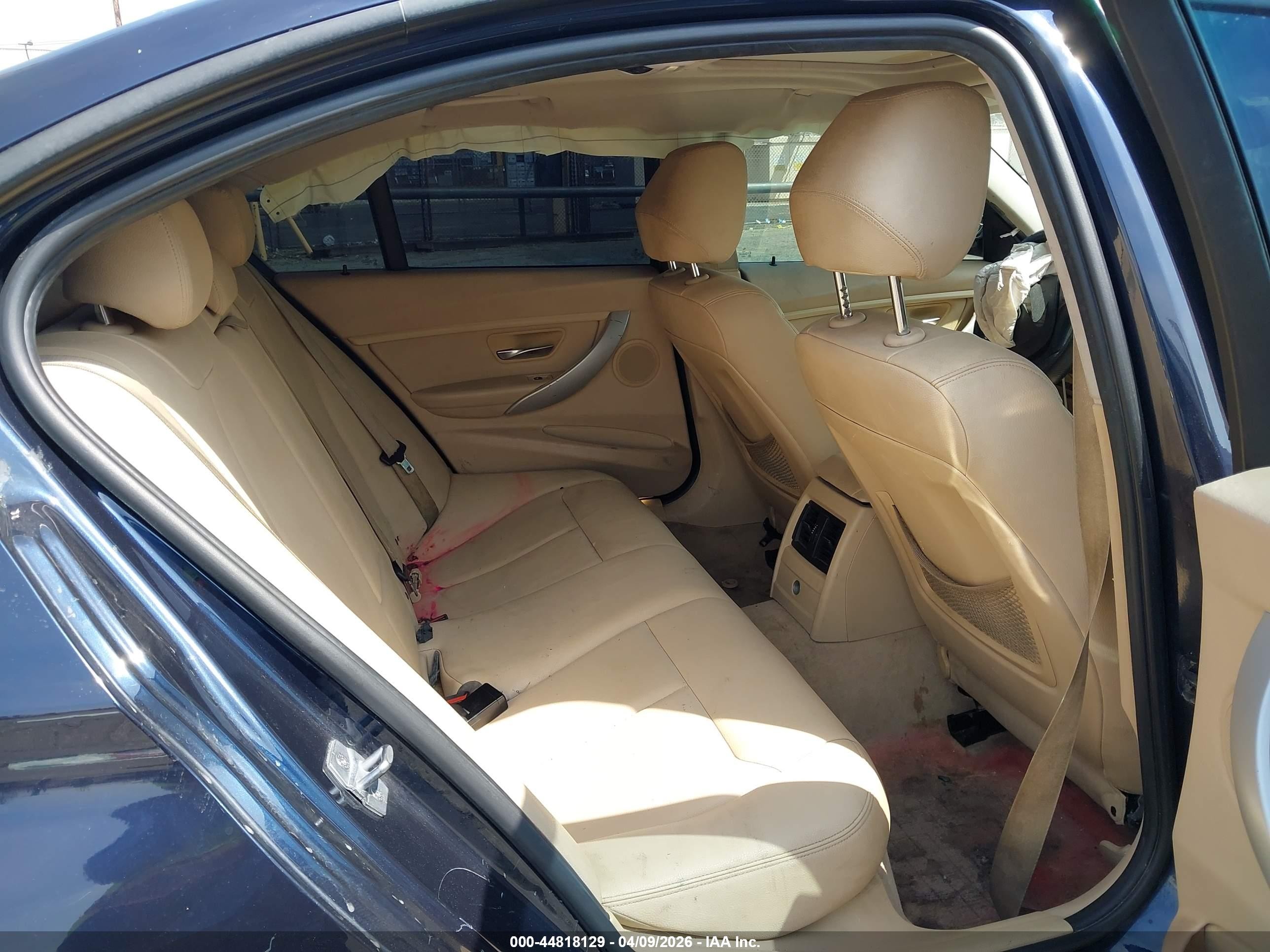 2014 Bmw 320i   Blue vin: WBA3B1C51EP678529