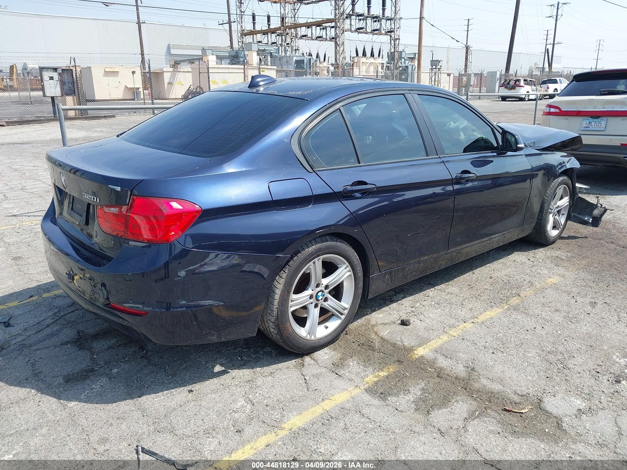2014 Bmw 320i   Blue vin: WBA3B1C51EP678529
