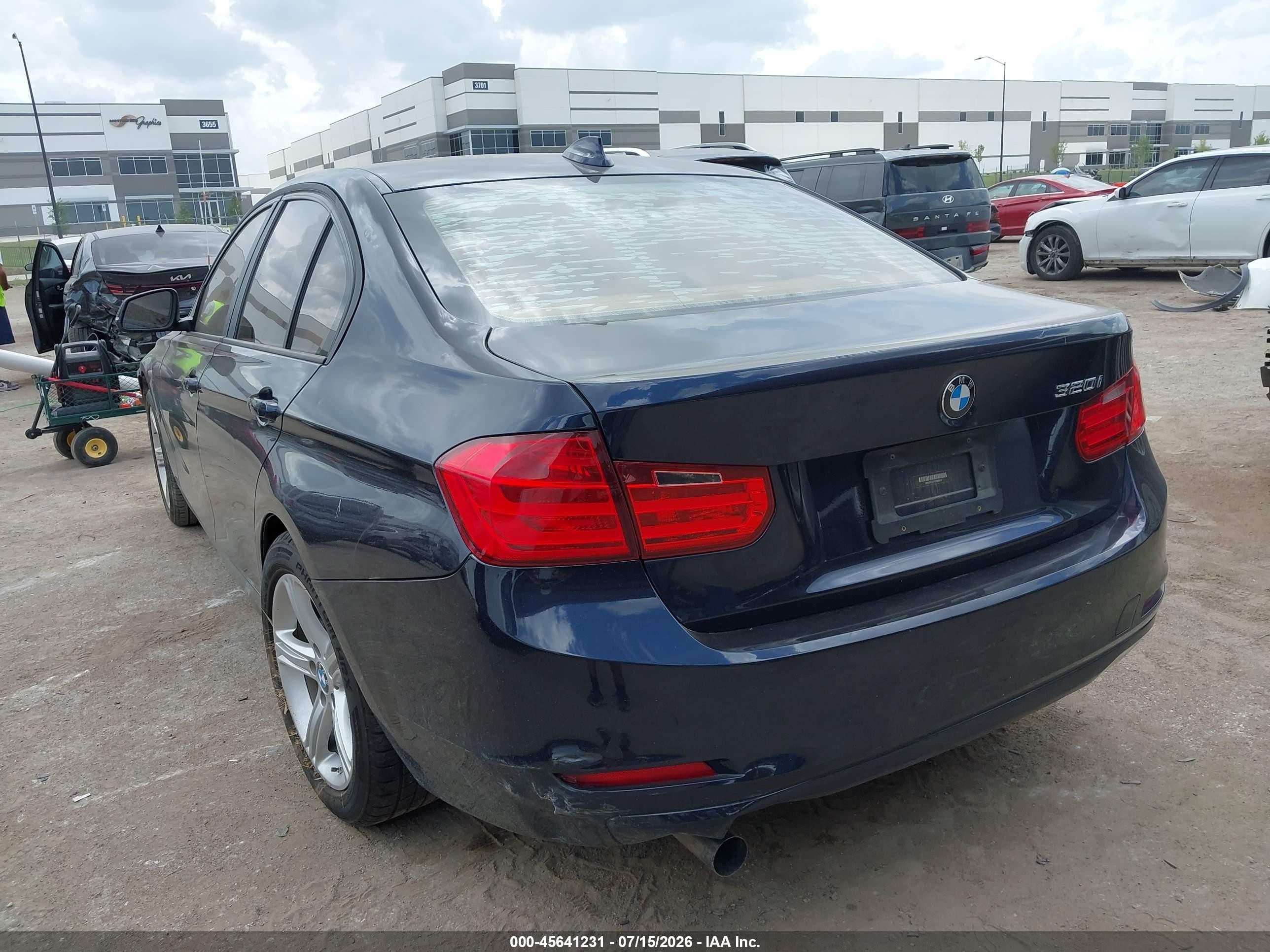 2014 Bmw 320i   Blue vin: WBA3B1C51EP680510