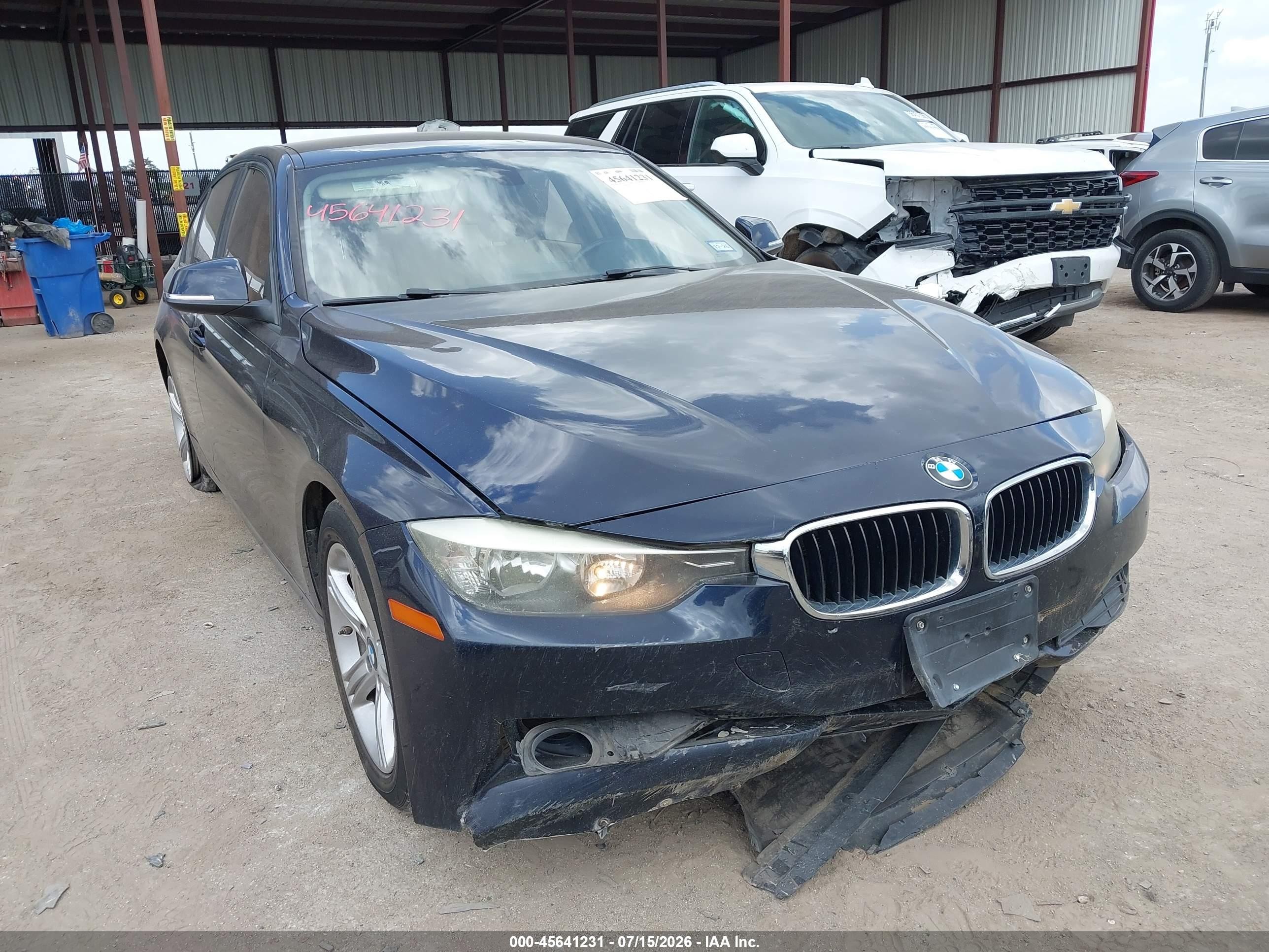 2014 Bmw 320i   Blue vin: WBA3B1C51EP680510