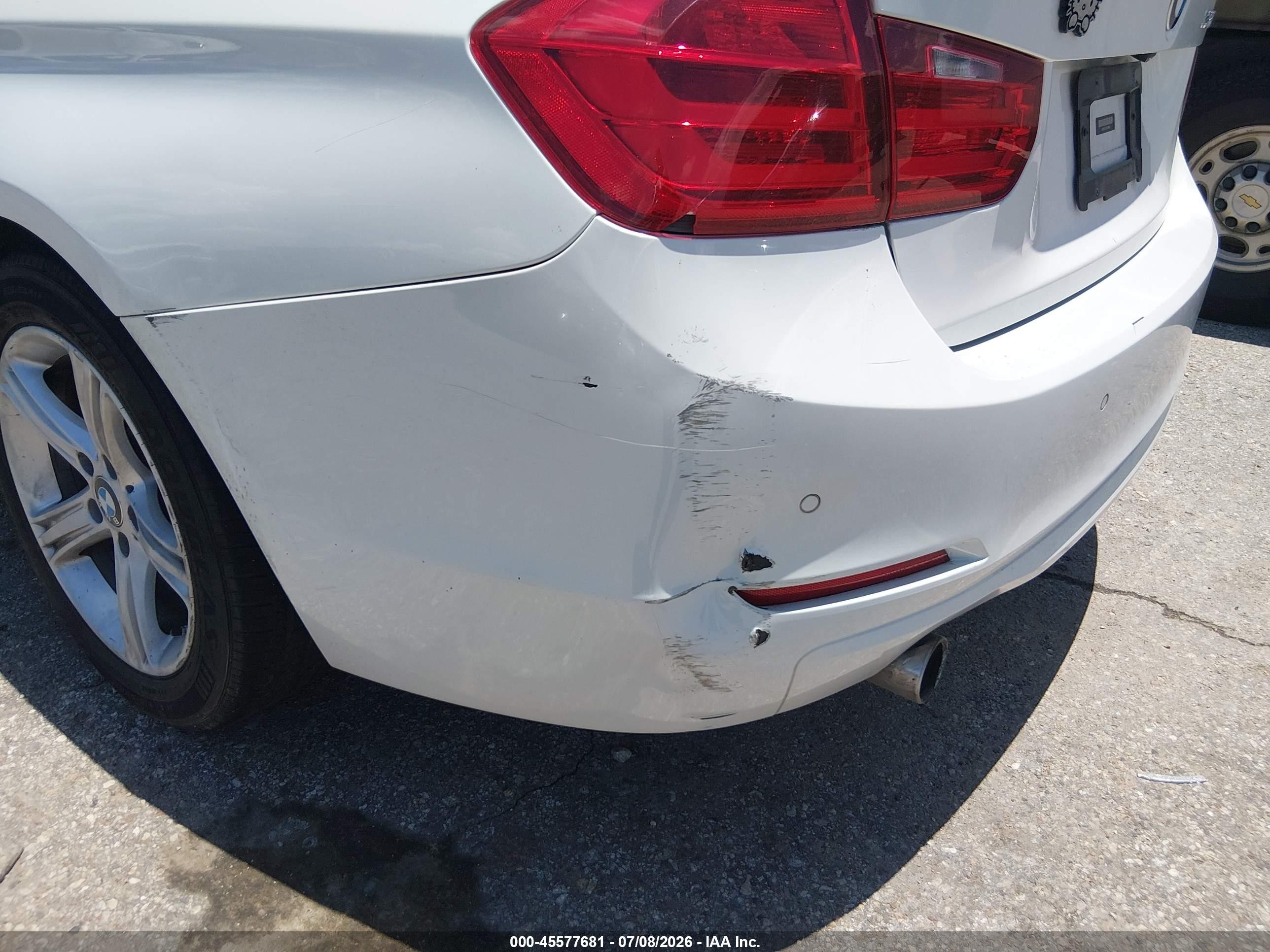 2015 Bmw 320i   White vin: WBA3B1C51FK136846