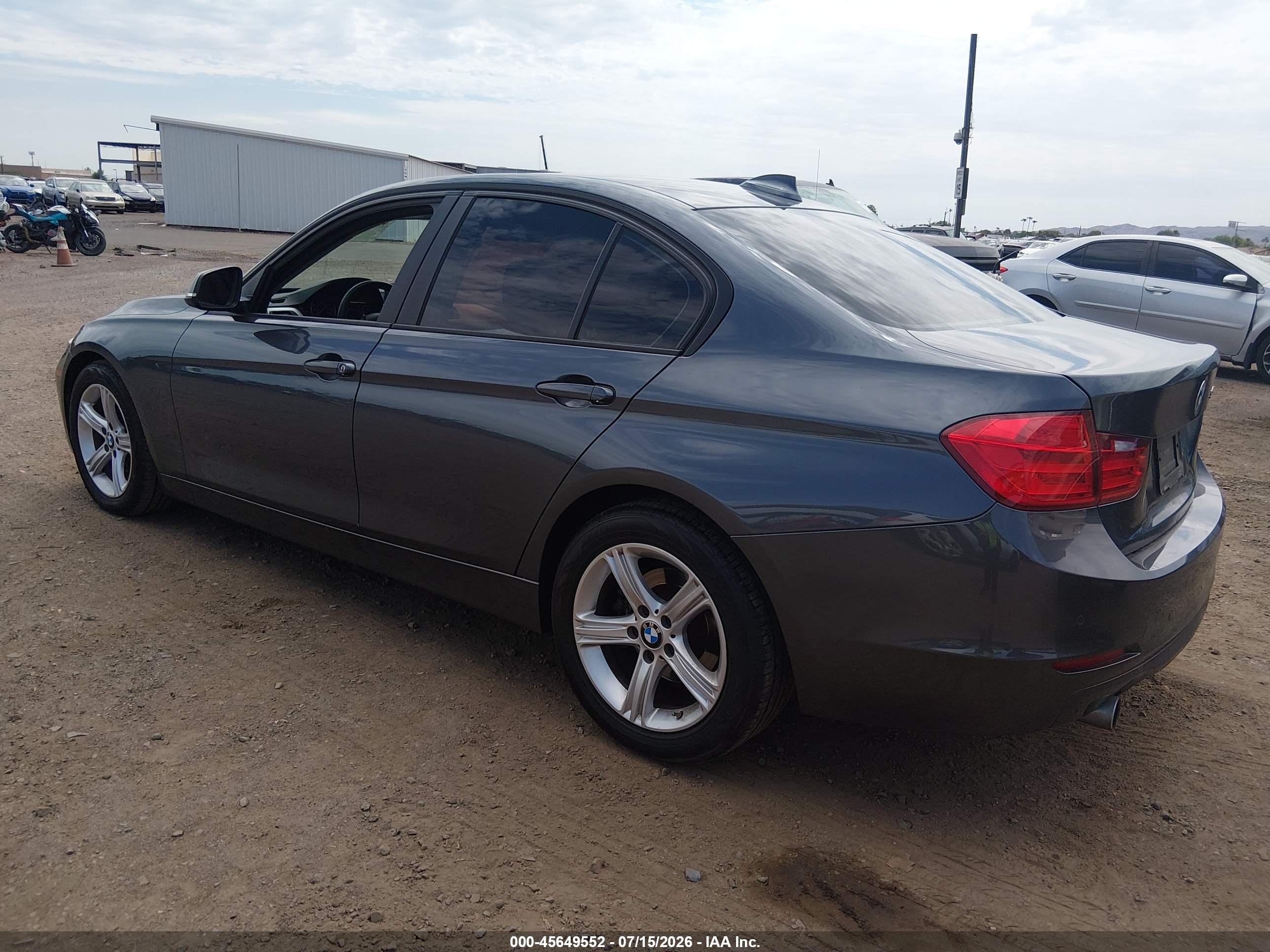 2015 Bmw 320i   Серый vin: WBA3B1C51FK140069