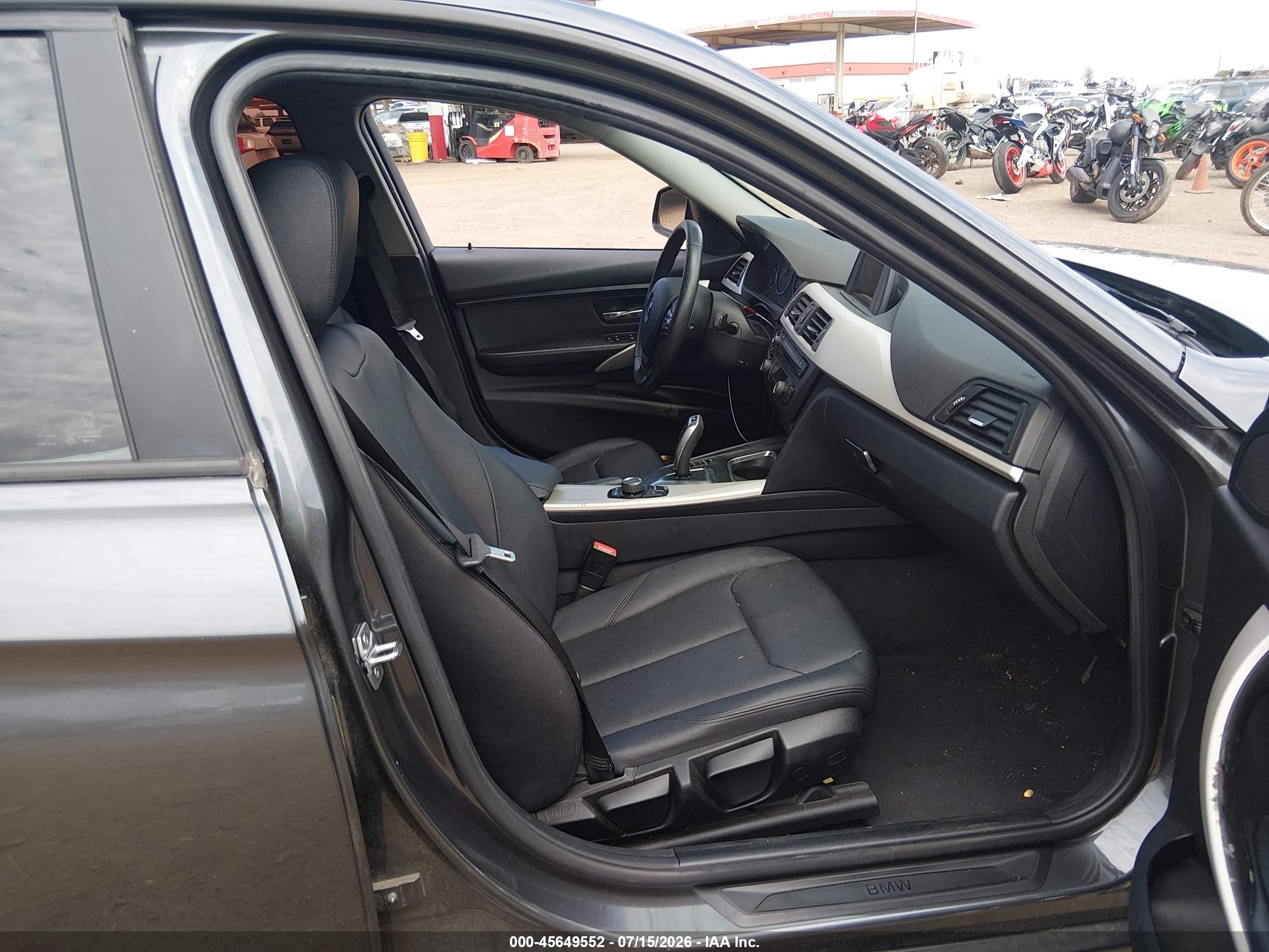 2015 Bmw 320i   Серый vin: WBA3B1C51FK140069