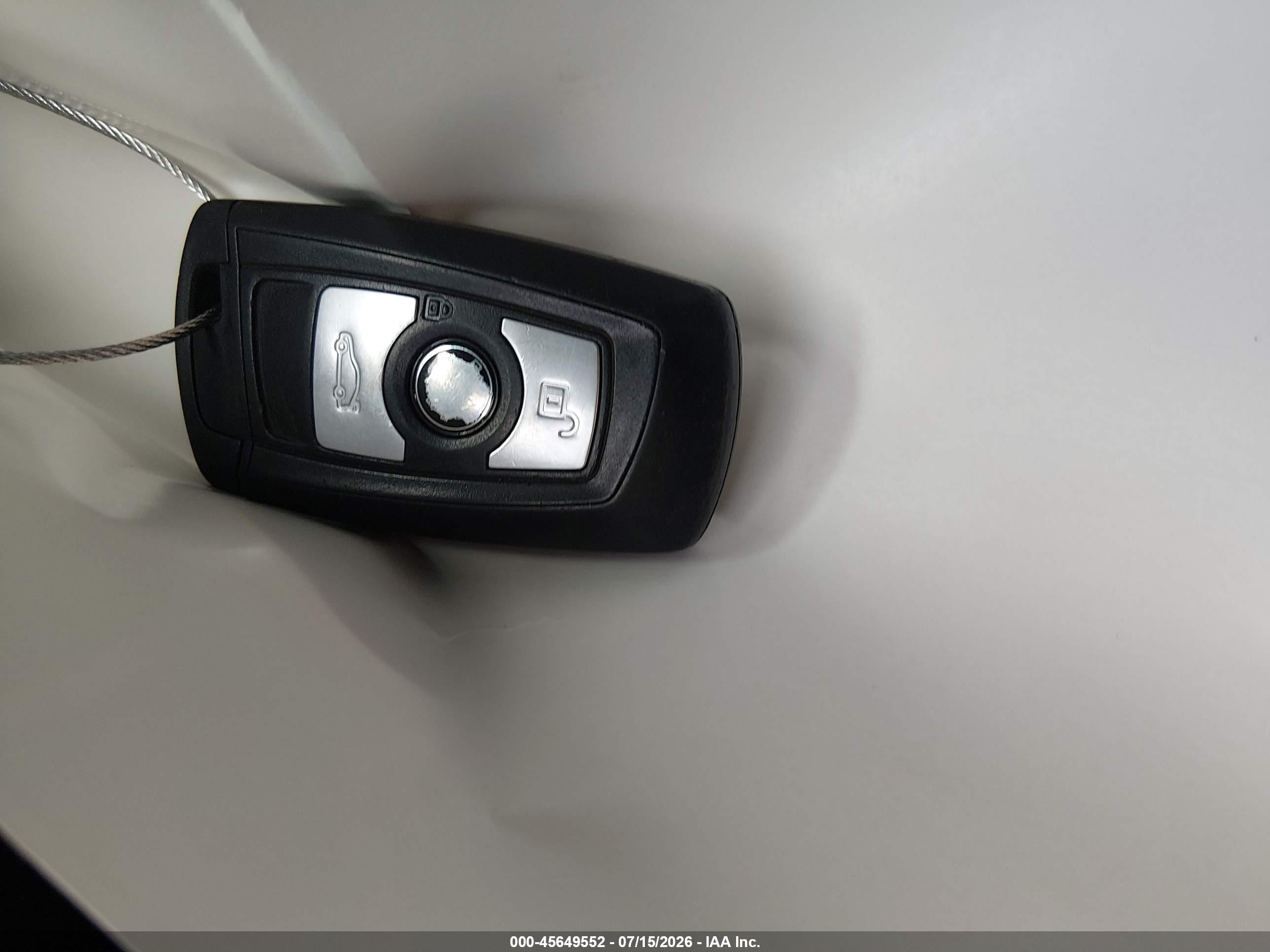 2015 Bmw 320i   Серый vin: WBA3B1C51FK140069