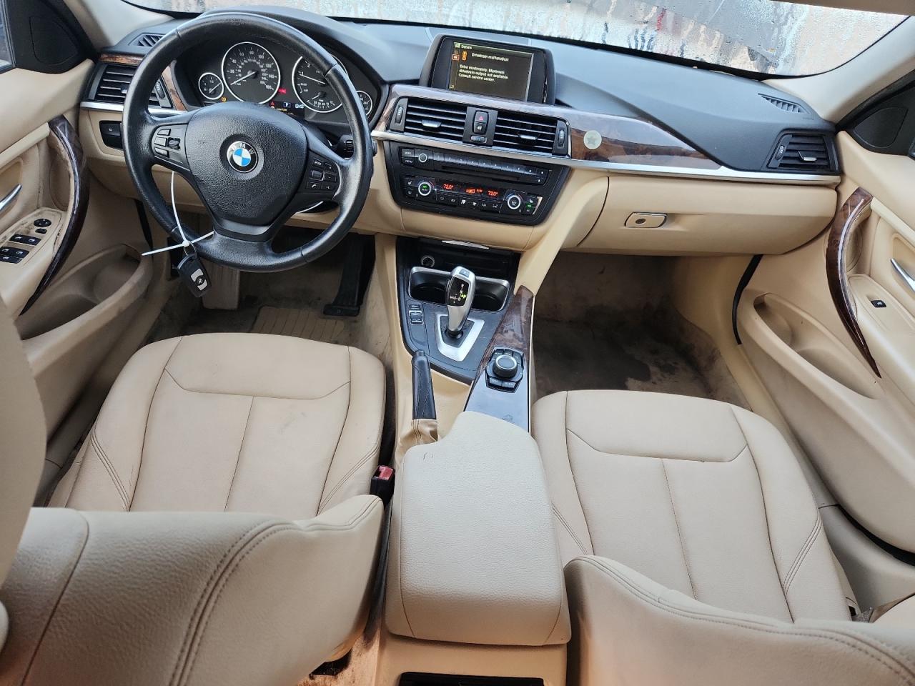 2013 Bmw 320 I Желто-коричневый vin: WBA3B1C52DF462645