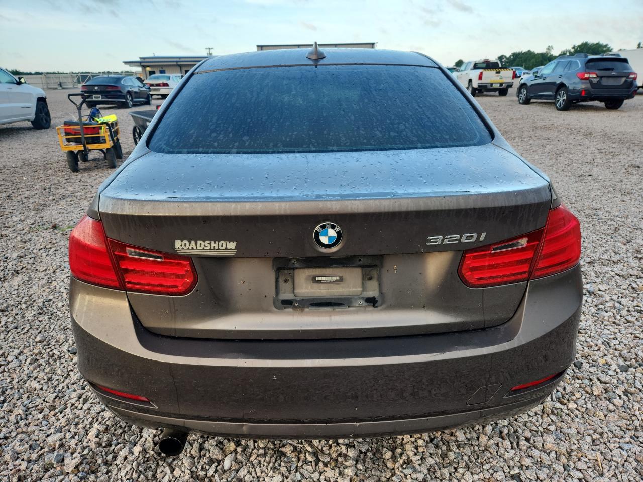 2013 Bmw 320 I Желто-коричневый vin: WBA3B1C52DF462645