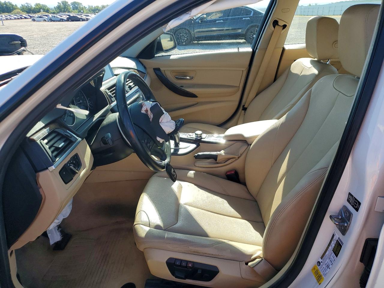 2013 Bmw 320 I White vin: WBA3B1C52DF462872