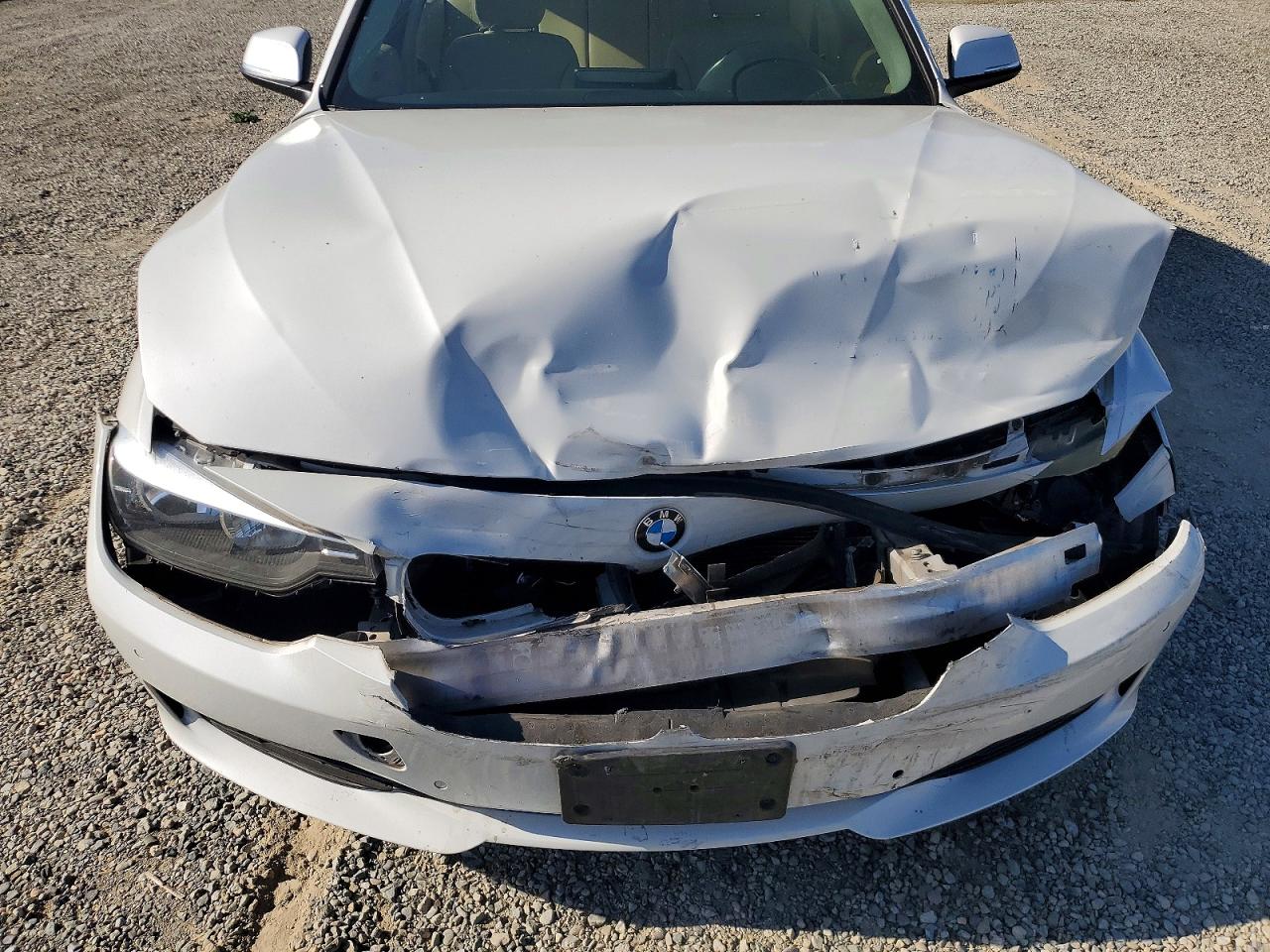2013 Bmw 320 I White vin: WBA3B1C52DF462872
