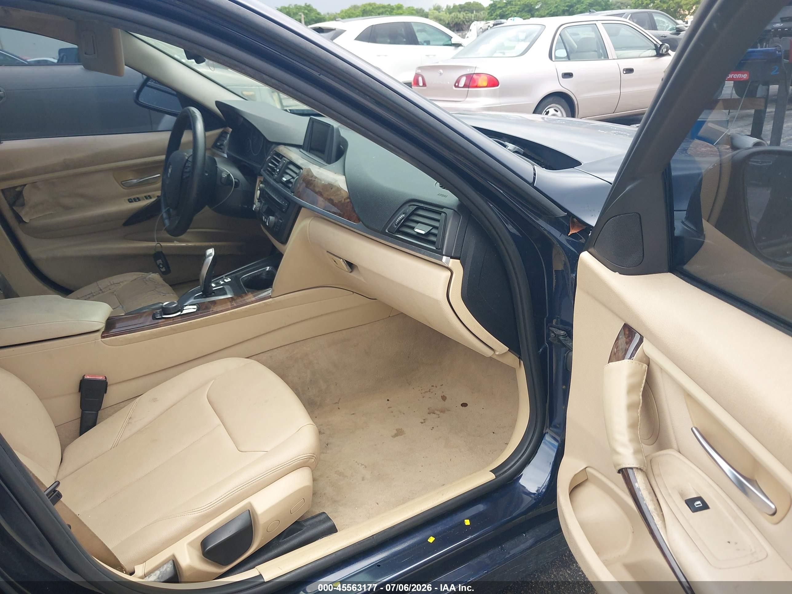 2013 Bmw 320i Blue vin: WBA3B1C52DK128493