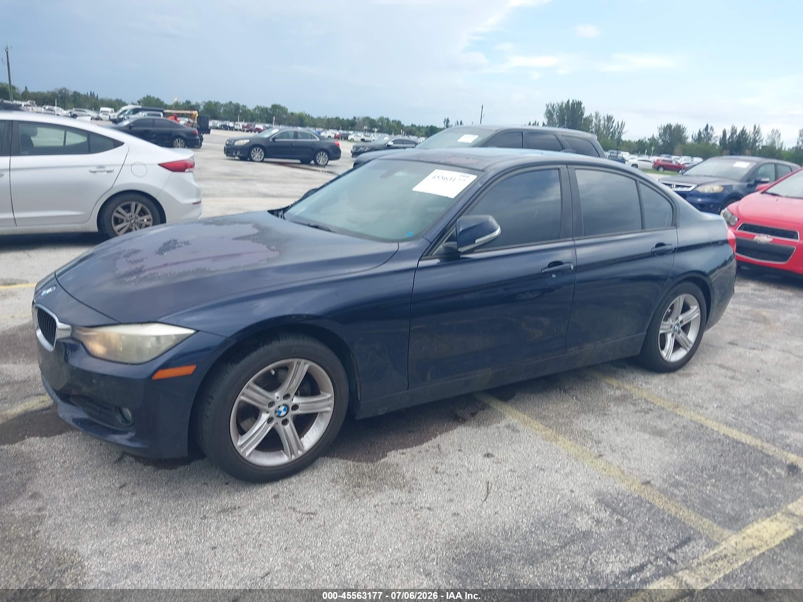 2013 Bmw 320i Blue vin: WBA3B1C52DK128493