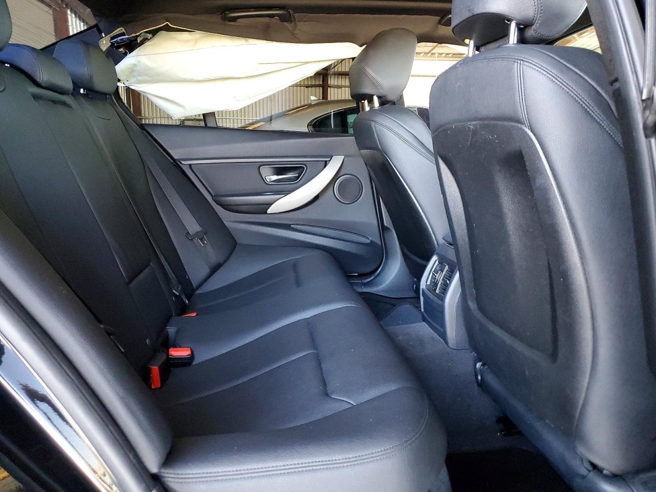 2014 Bmw 320 I Черный vin: WBA3B1C52EK133243