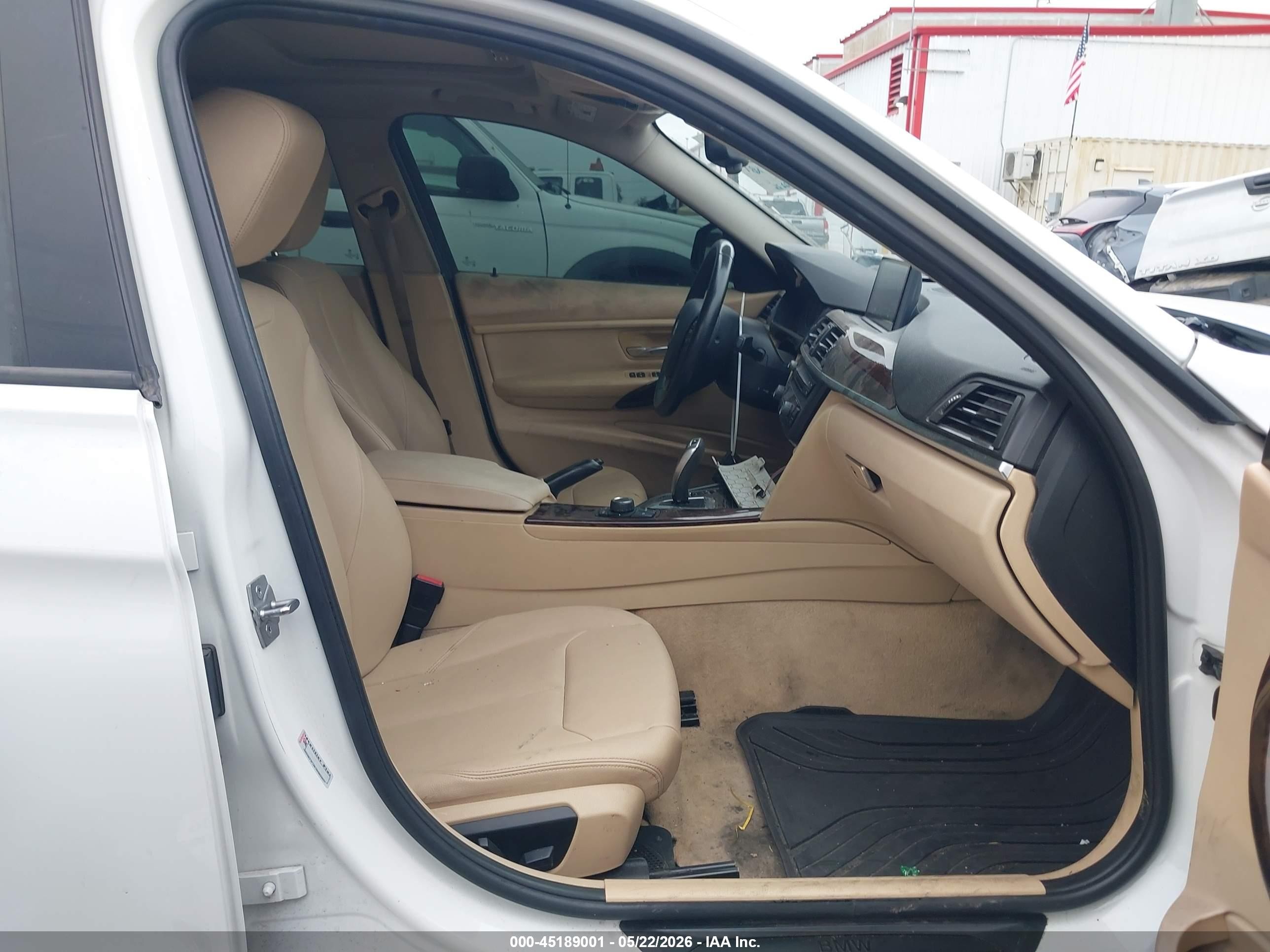 2014 Bmw 320i   White vin: WBA3B1C52EK135252