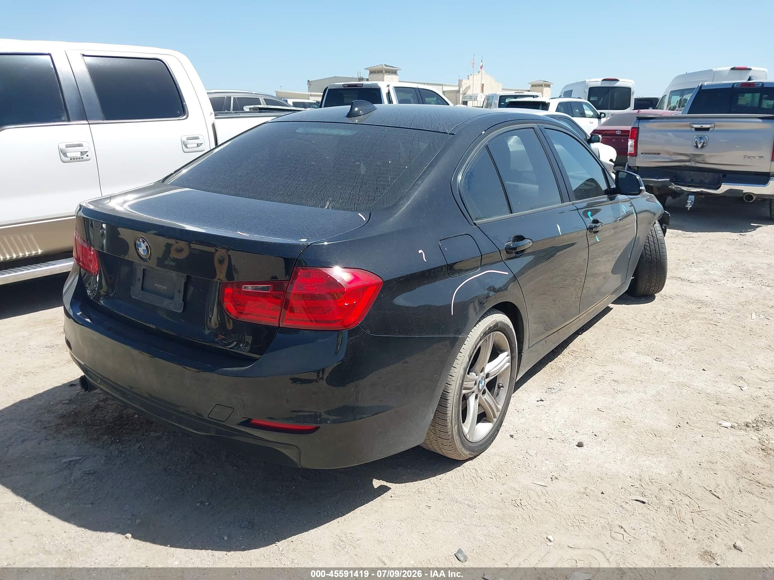 2015 Bmw 320i   Черный vin: WBA3B1C52FK139884