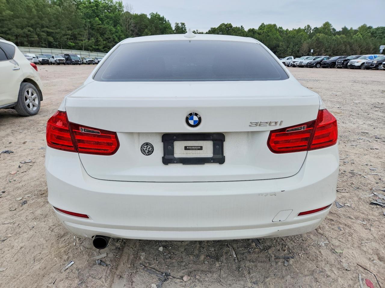 2014 Bmw 320 I Белый vin: WBA3B1C53EK134904